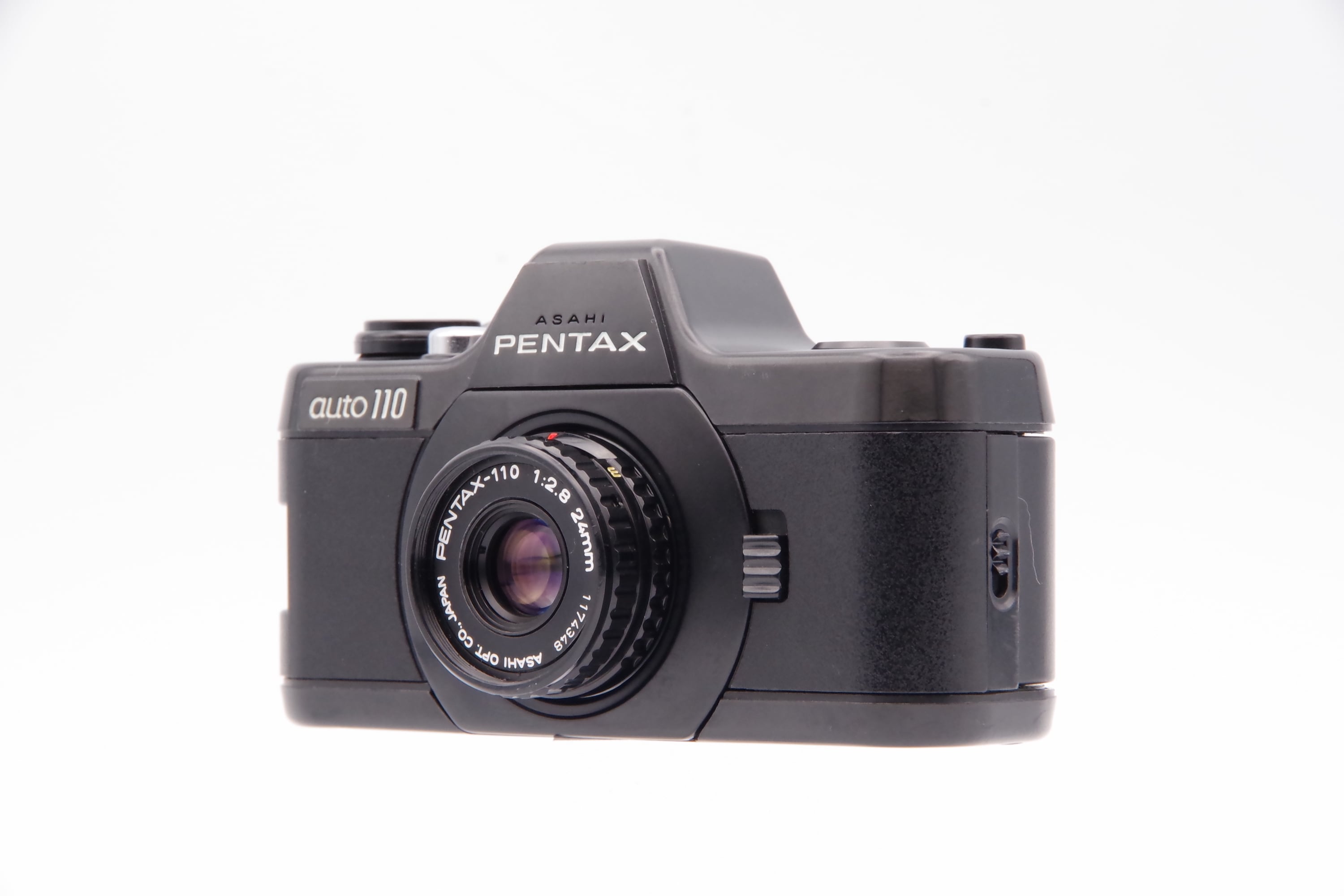 ペンタックス　PENTAX auto110 ブラウン　24mm f2.8 auto110 + PENTAX-110 24mm F2.8 PENTAX ペンタックス | 近江寫眞機店