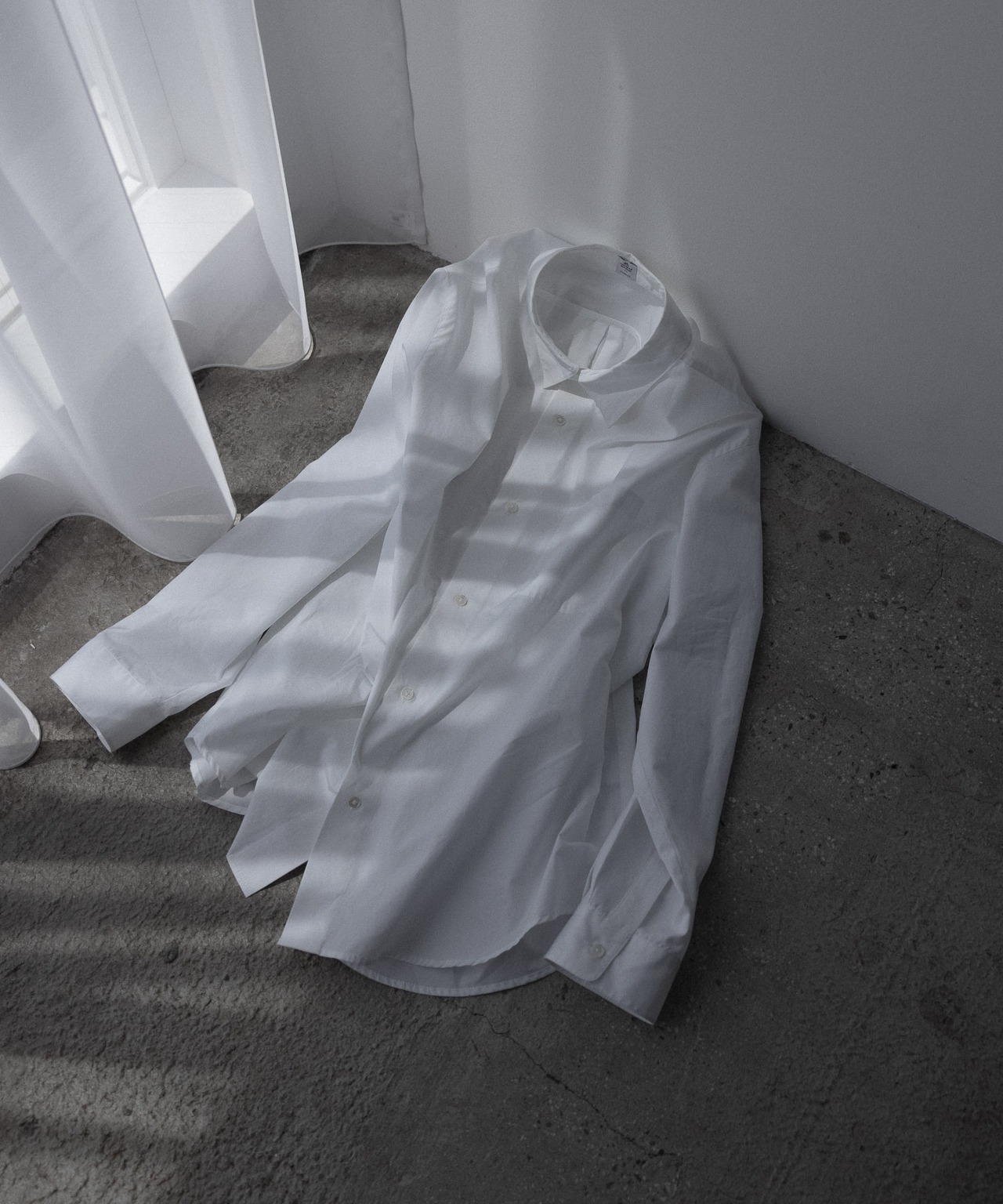 【THOMAS MASON】loose basic oversize shirt〈WHITE〉予約販売【12月1日 (月) 20:00 〜 12月7日 (日) 23:59】