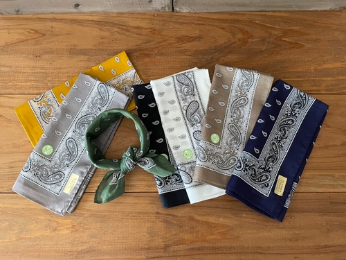 BLUMAR GLARNER TUECHLI BANDANA（ブリュメル）バンダナ