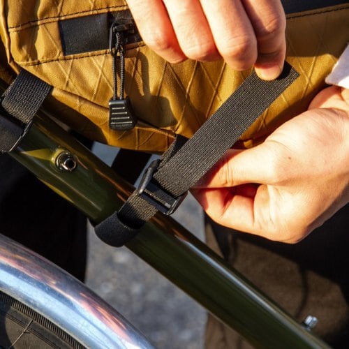 FAIRWEATHER】FRAME BAG(X-PAC/COYOTE) | Humhumhug Online Shop FAIRWEATHER】FRAME BAG(X-PAC/COYOTE) | Humhumhug Online Shop