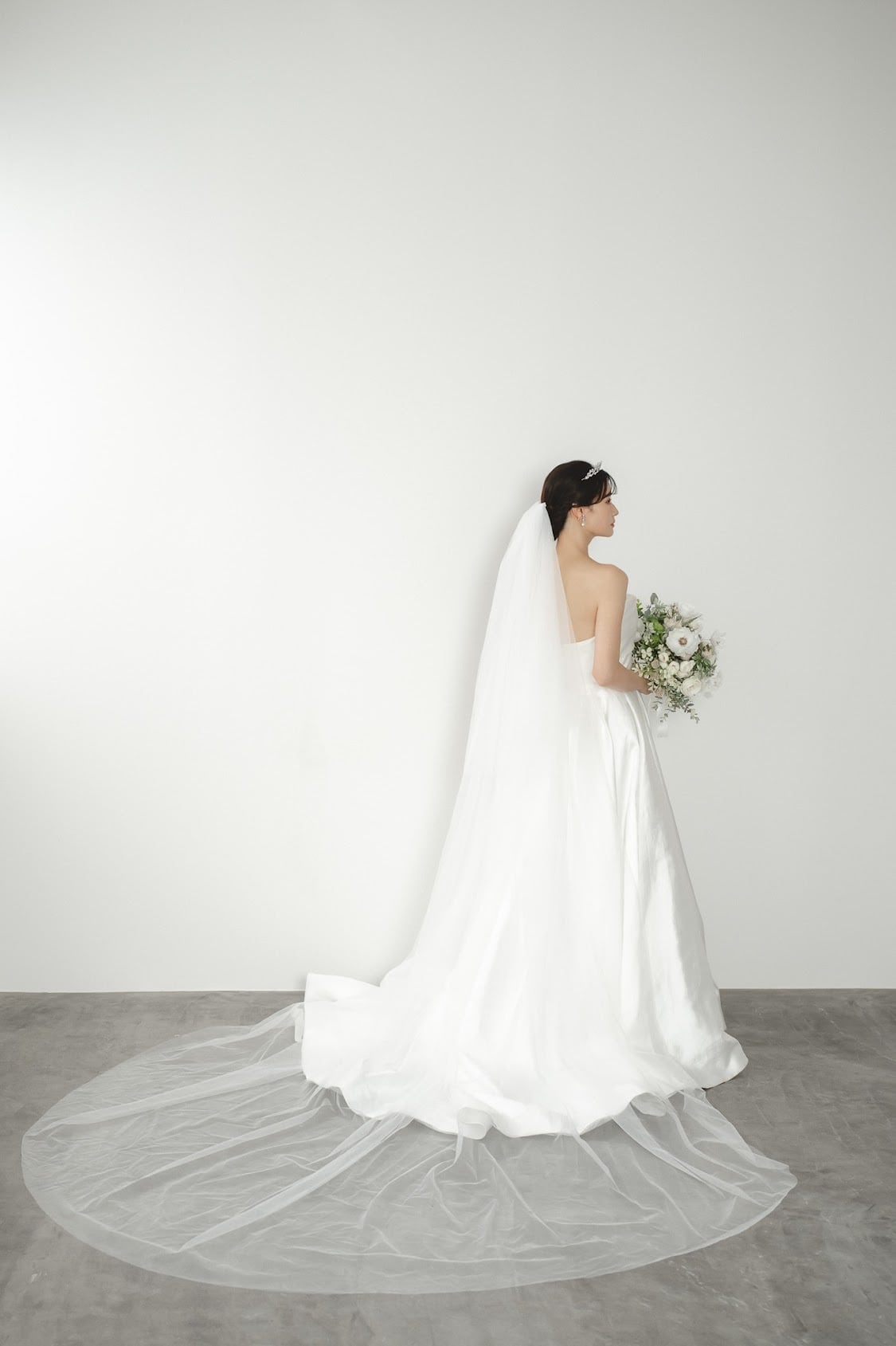 Christiana】Tiara（ ivory & co） | BRIDE ME