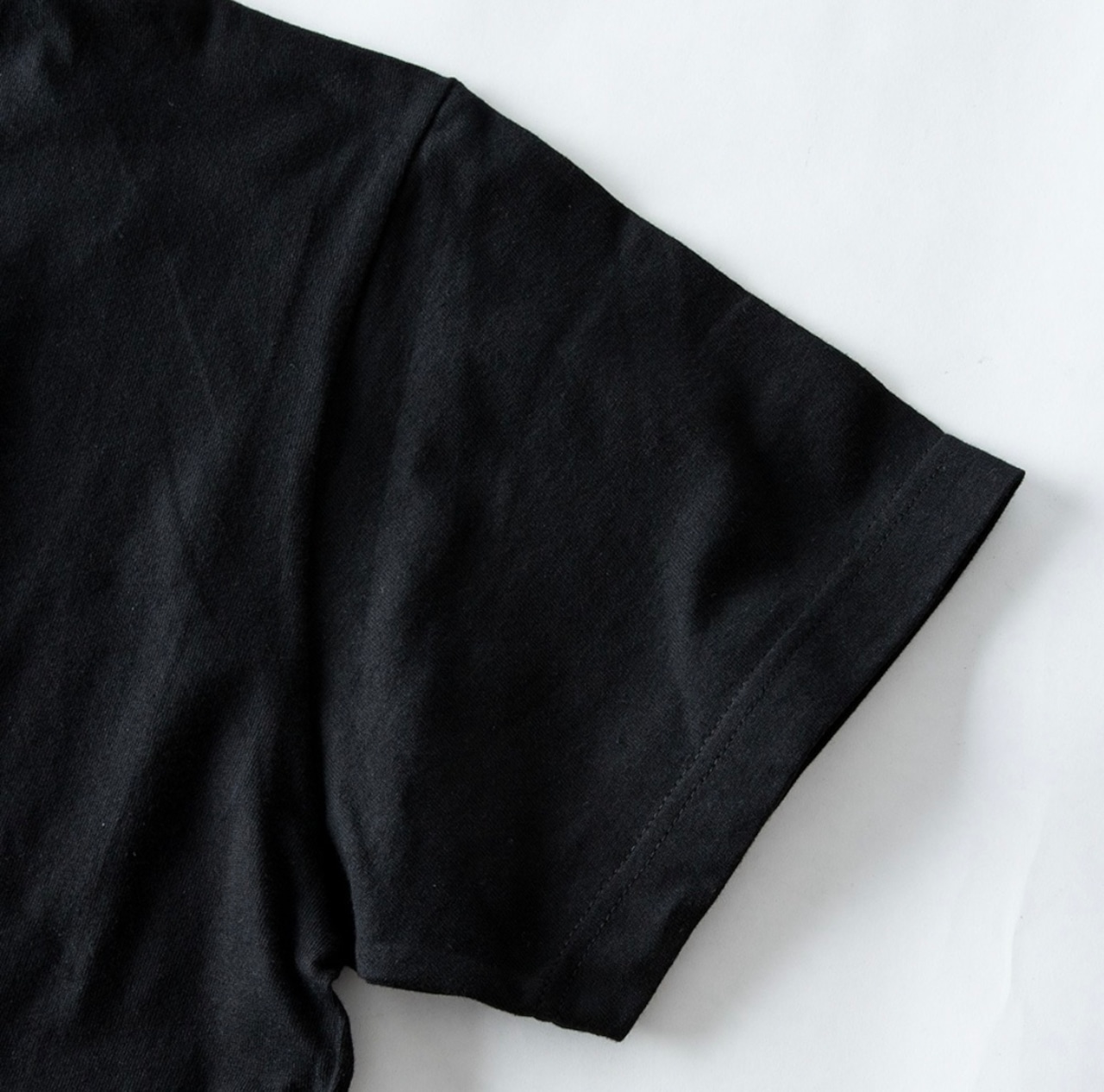 KON. BAZU MODEL T-shirts