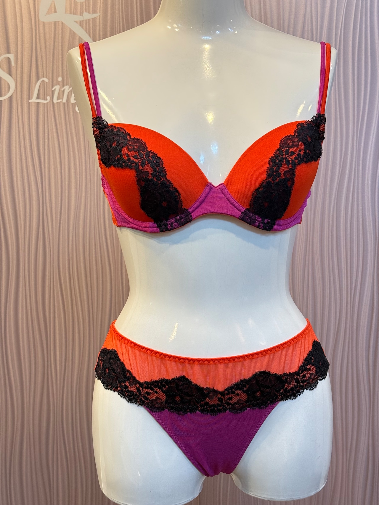 BREMER タンガ SARDA