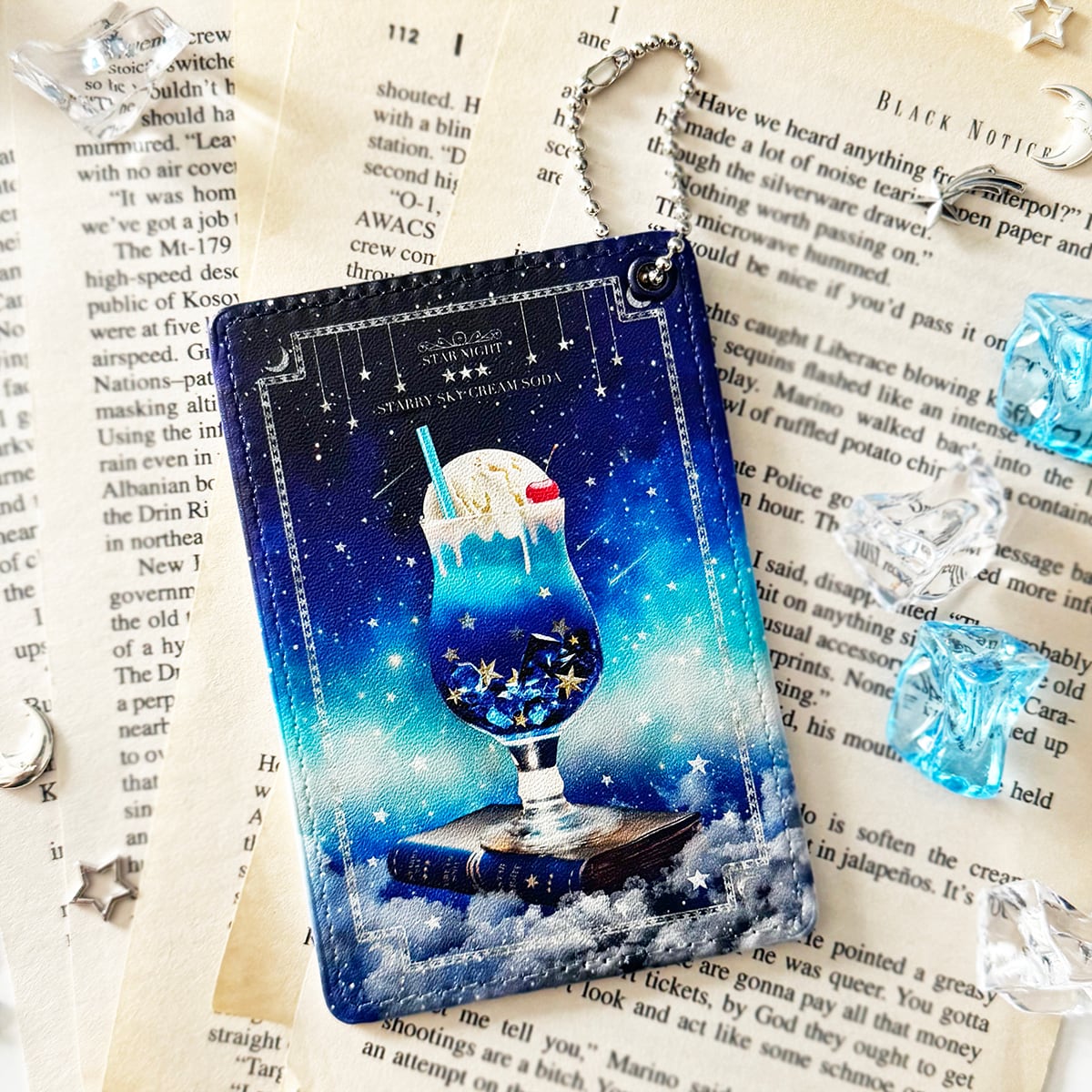 全3色】リールストラップ付き パスケース（小）架空の星空喫茶 