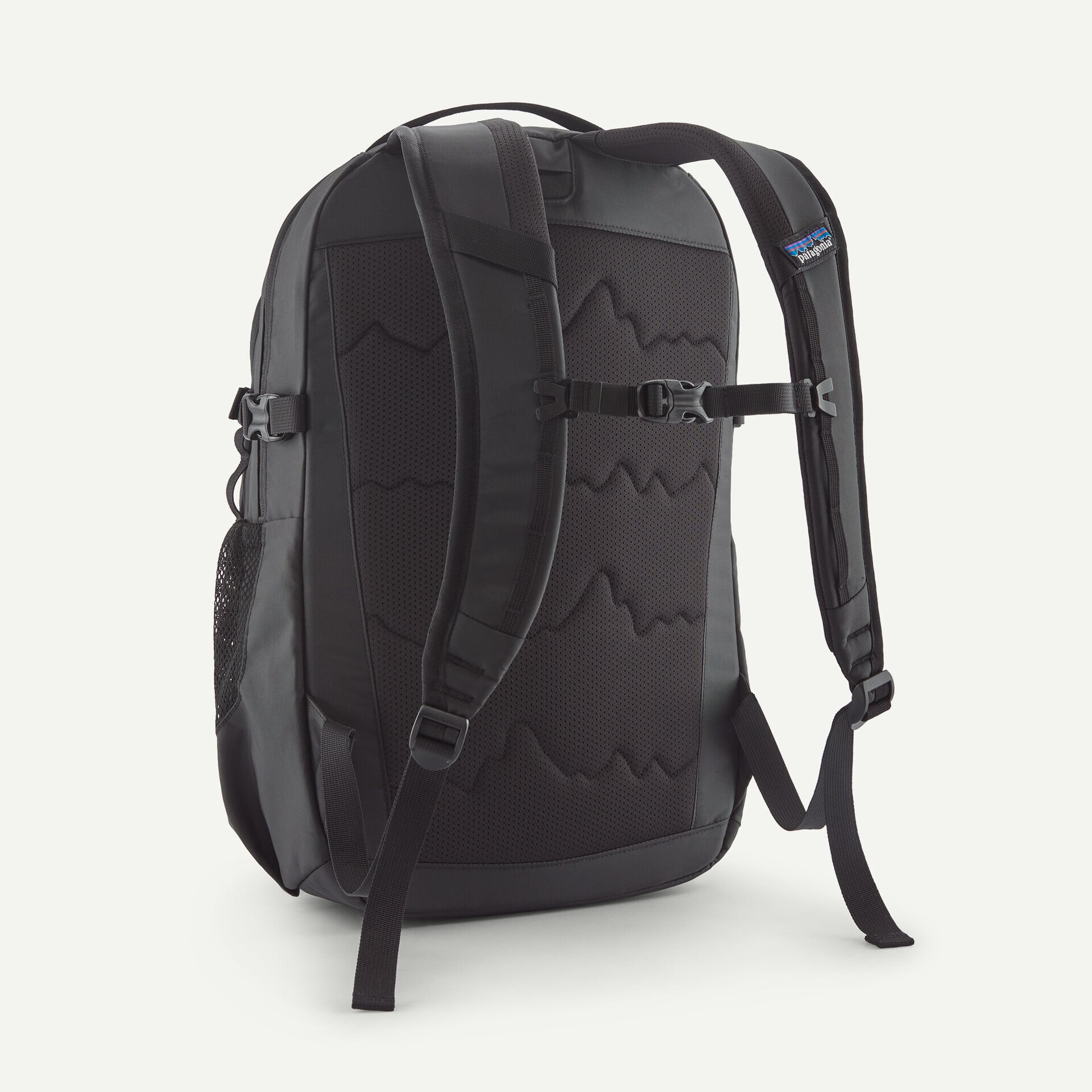 2026年新作 パタゴニア レフュジオ・デイパック 26L Black 47914 日本