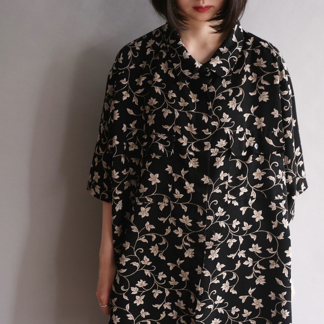 flower art pattern wide silhouette h/s shirt