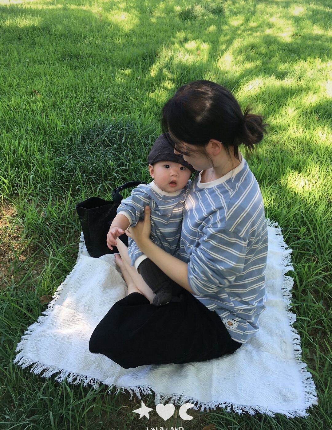 送料無料【予約】/  babyセイントロンパース /lalaland