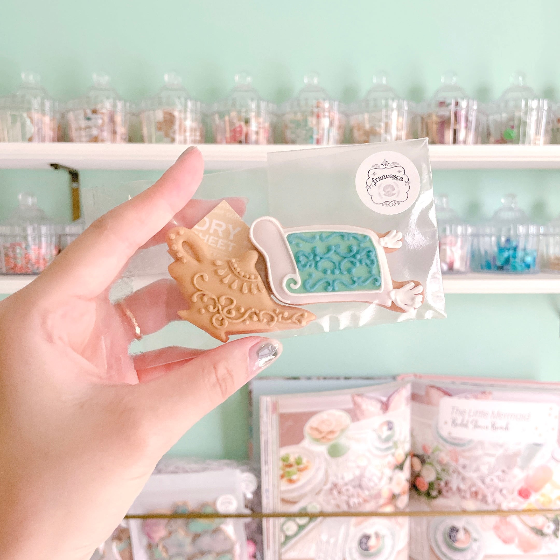 魔法のランプと絨毯のアイシングクッキー | Francesca von Sweets