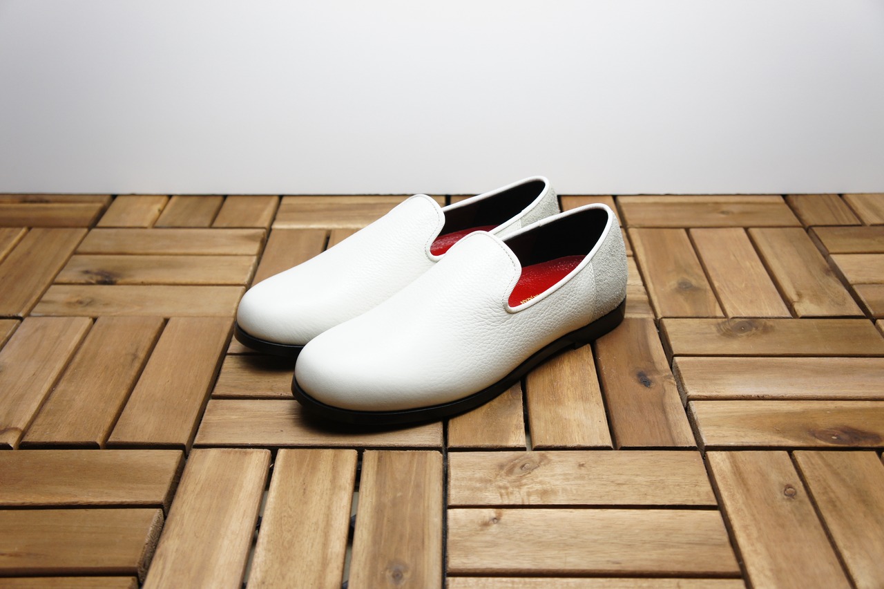 SLIP-ON SHOES (SHRINK)