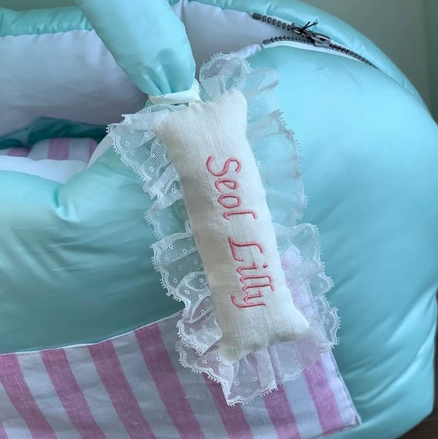 受注制作【settusettu】Square Name tag  /  white ver 〔お名前刺繍〕