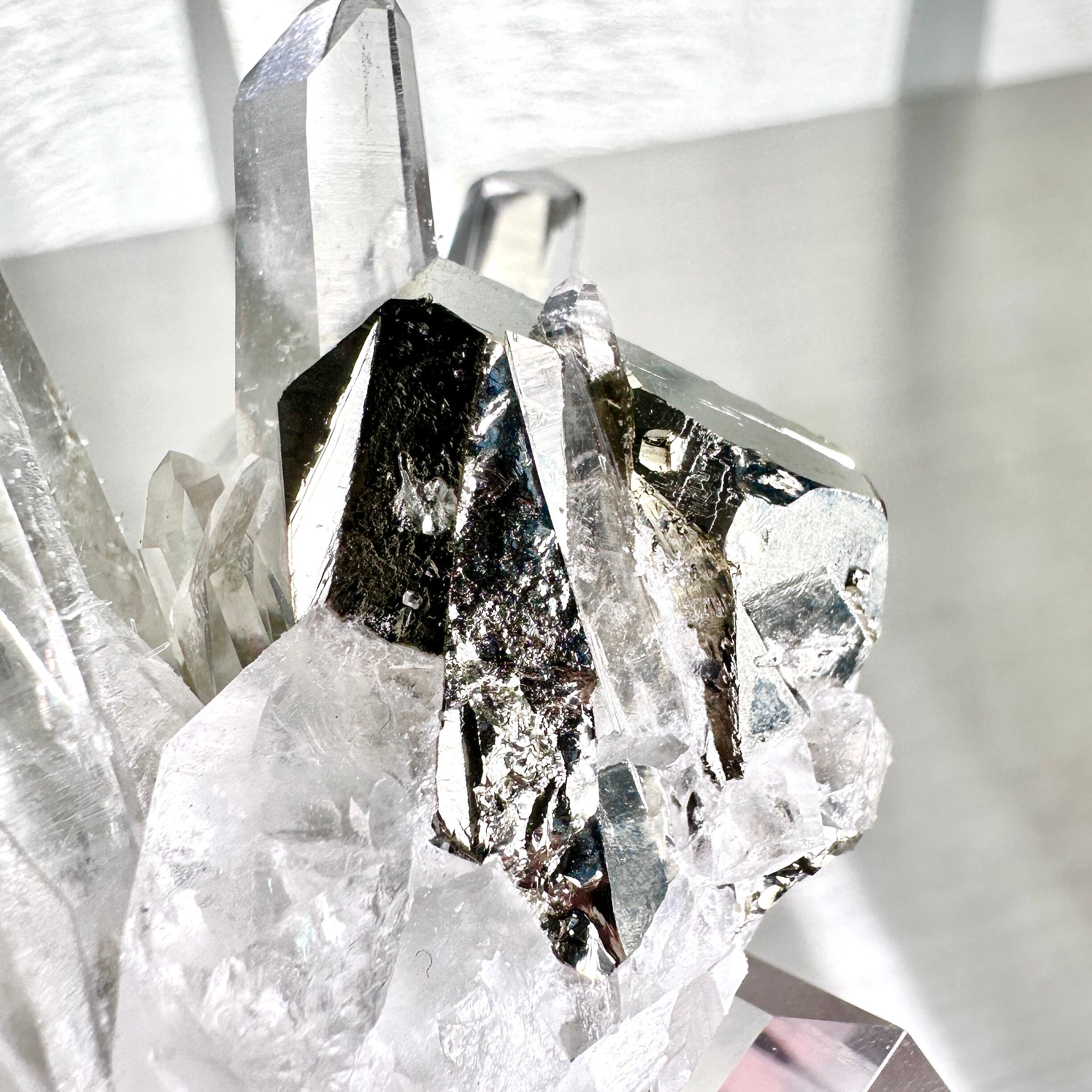 パイライト / クォーツ【Pyrite with Quartz】アメリカ産