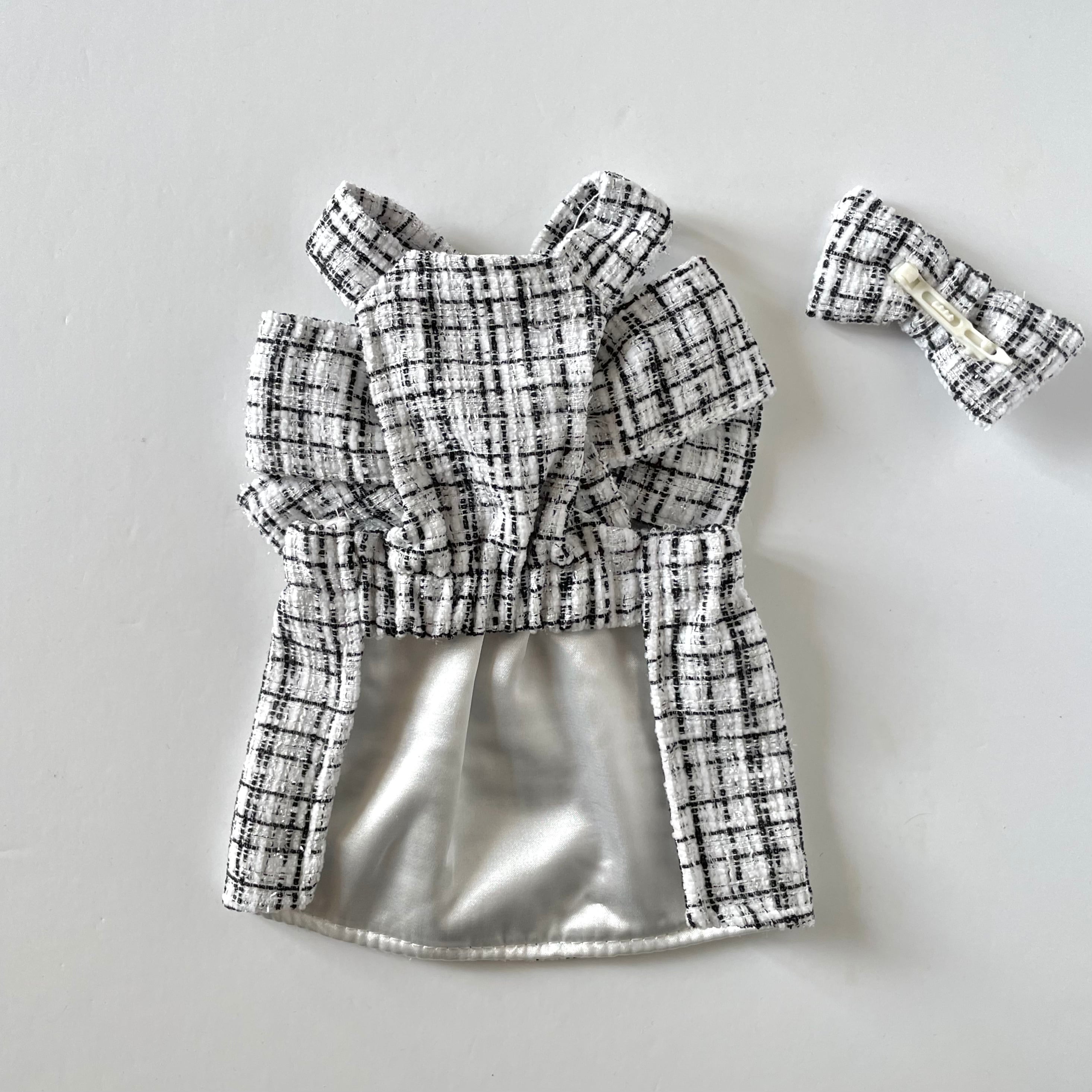 クロスバックツイードワンピース／犬服リボン | luminous