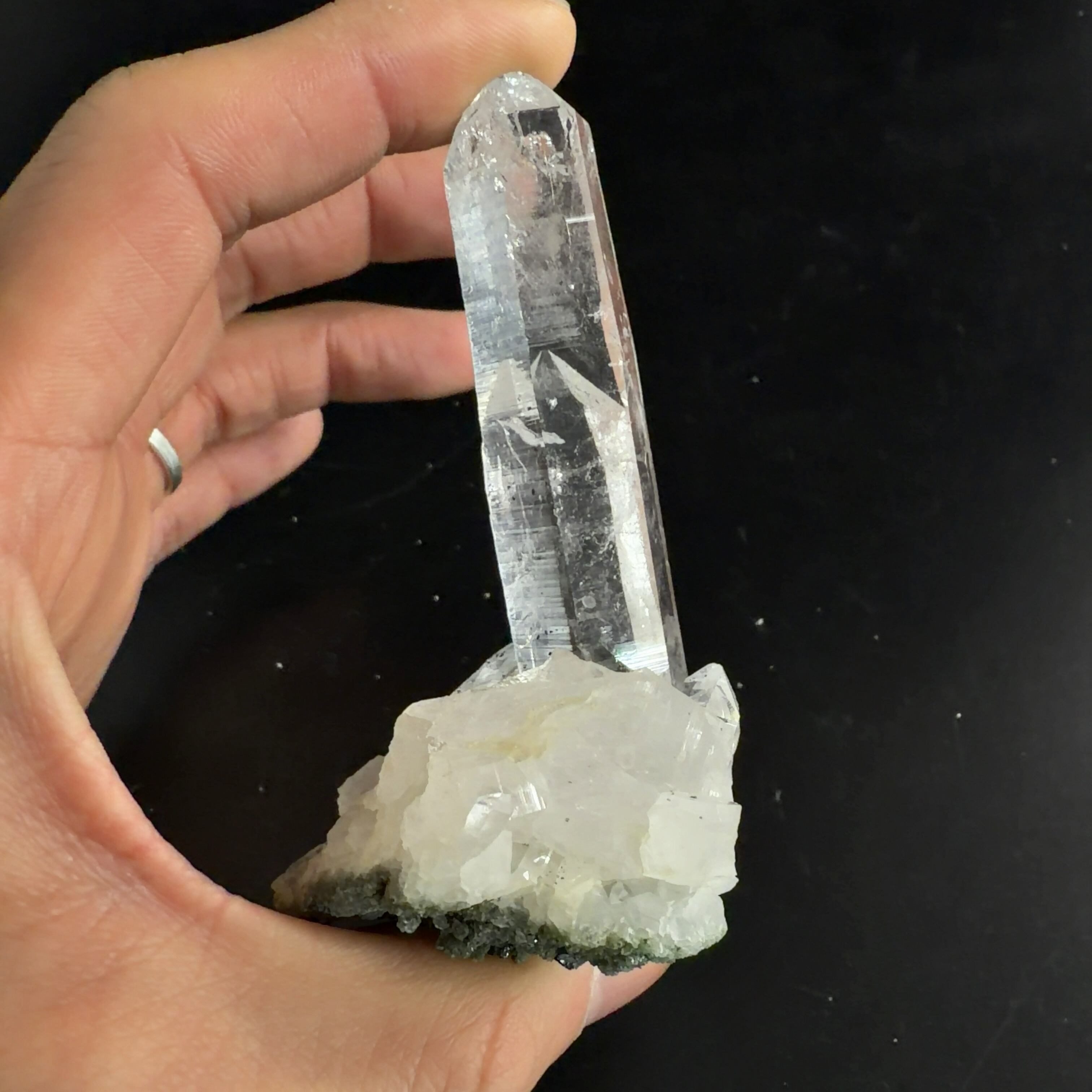 E33250】ヒマラヤ水晶 マニハール産 水晶 ヒマラヤ産 ヒマラヤ水晶