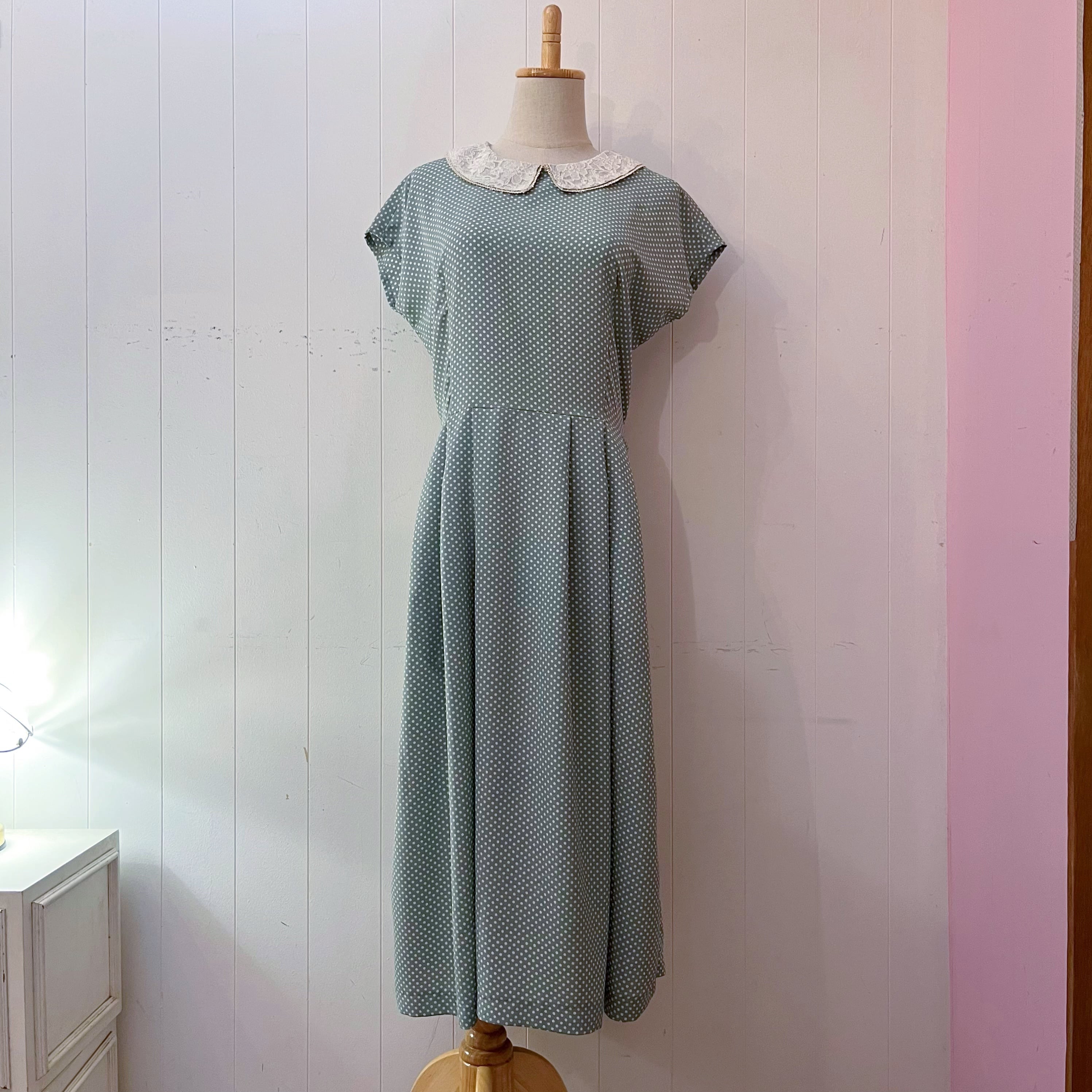 lace collar light green dot one-piece