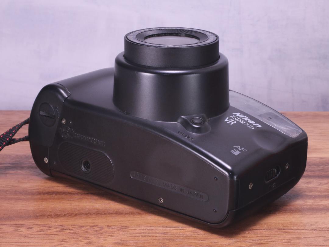 NIKON ZOOM 700 VR | Totte Me Camera