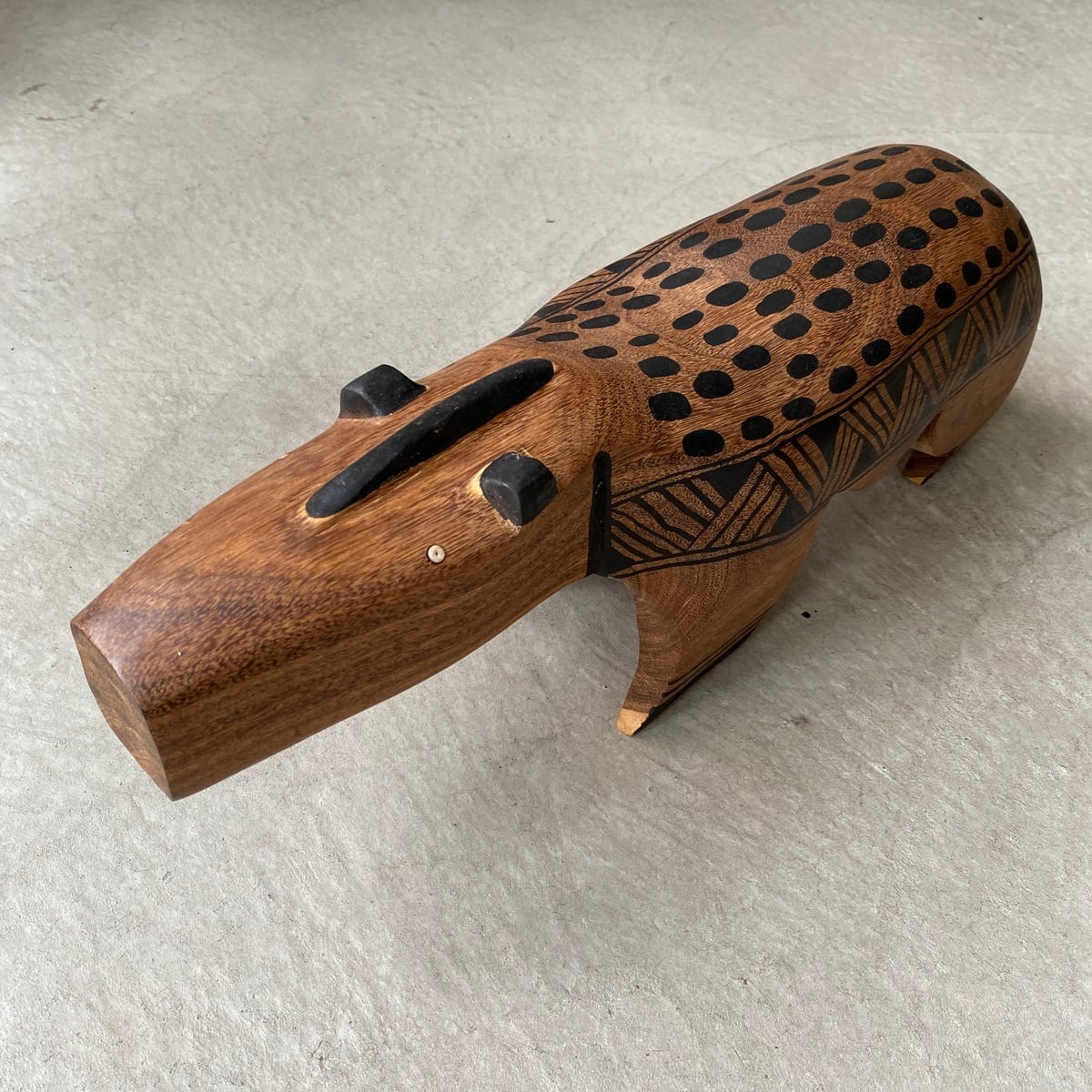 ブラジル先住民族の椅子 ワウラー族 バク(送料着払い)