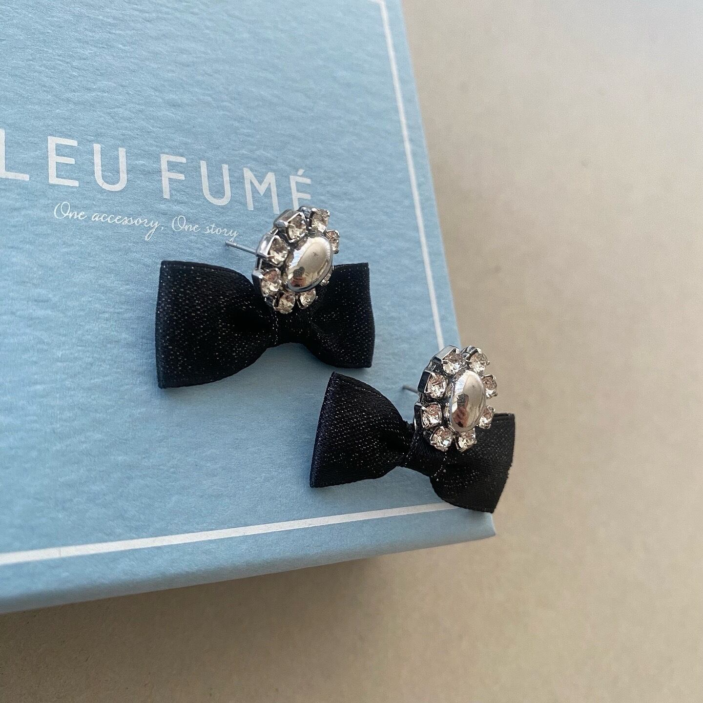 Metallic Black Ribbon | BLEU FUME