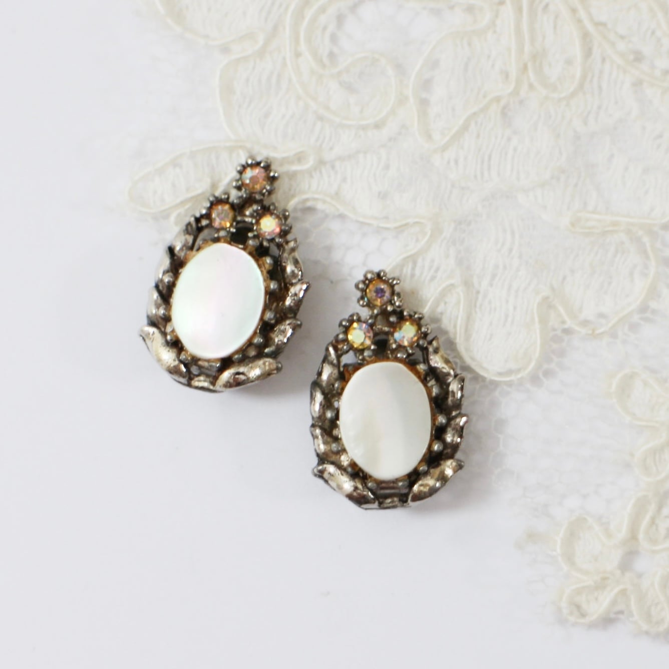 Lucy & Matilda.｜アンティーク・ヴィンテージアクセサリー通販