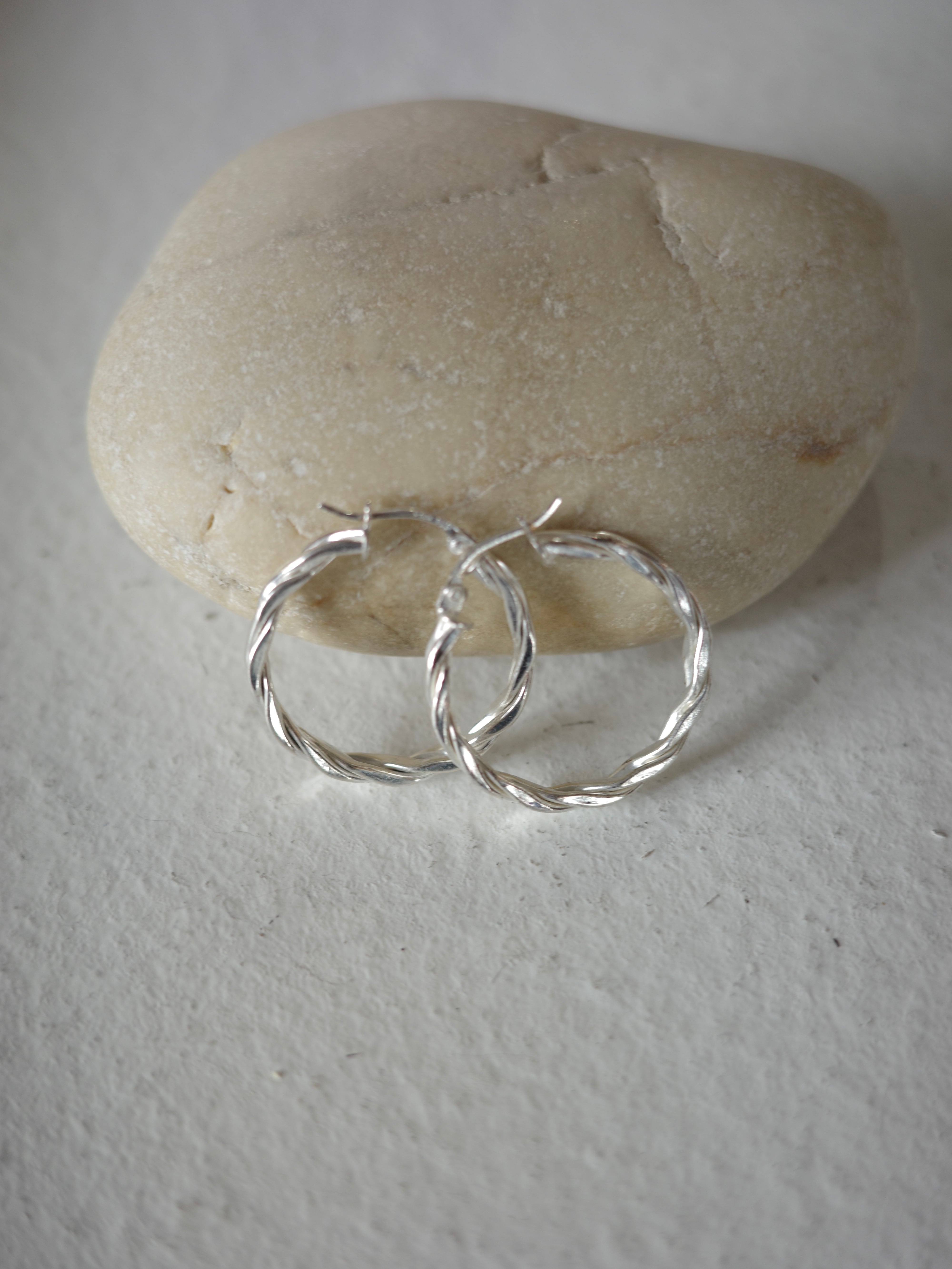 <vintage silver925>twist hoop pierce