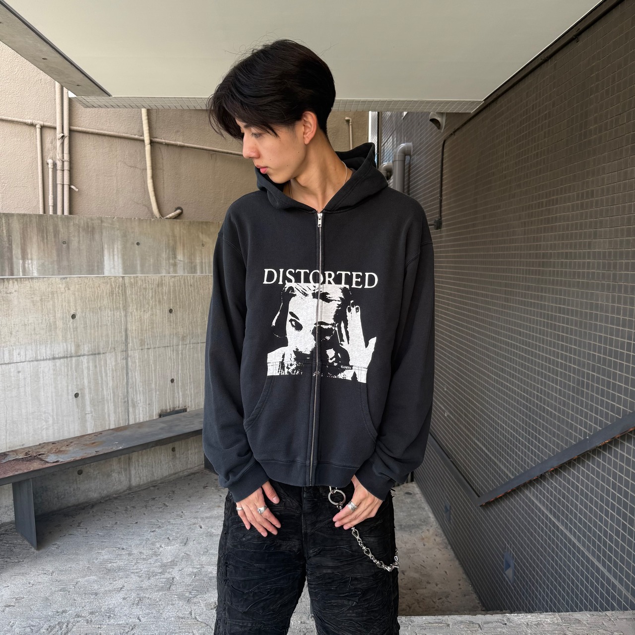 【KAMIYA】"""DISTORTED Girl""Zip Hoodie T/C" - 12
