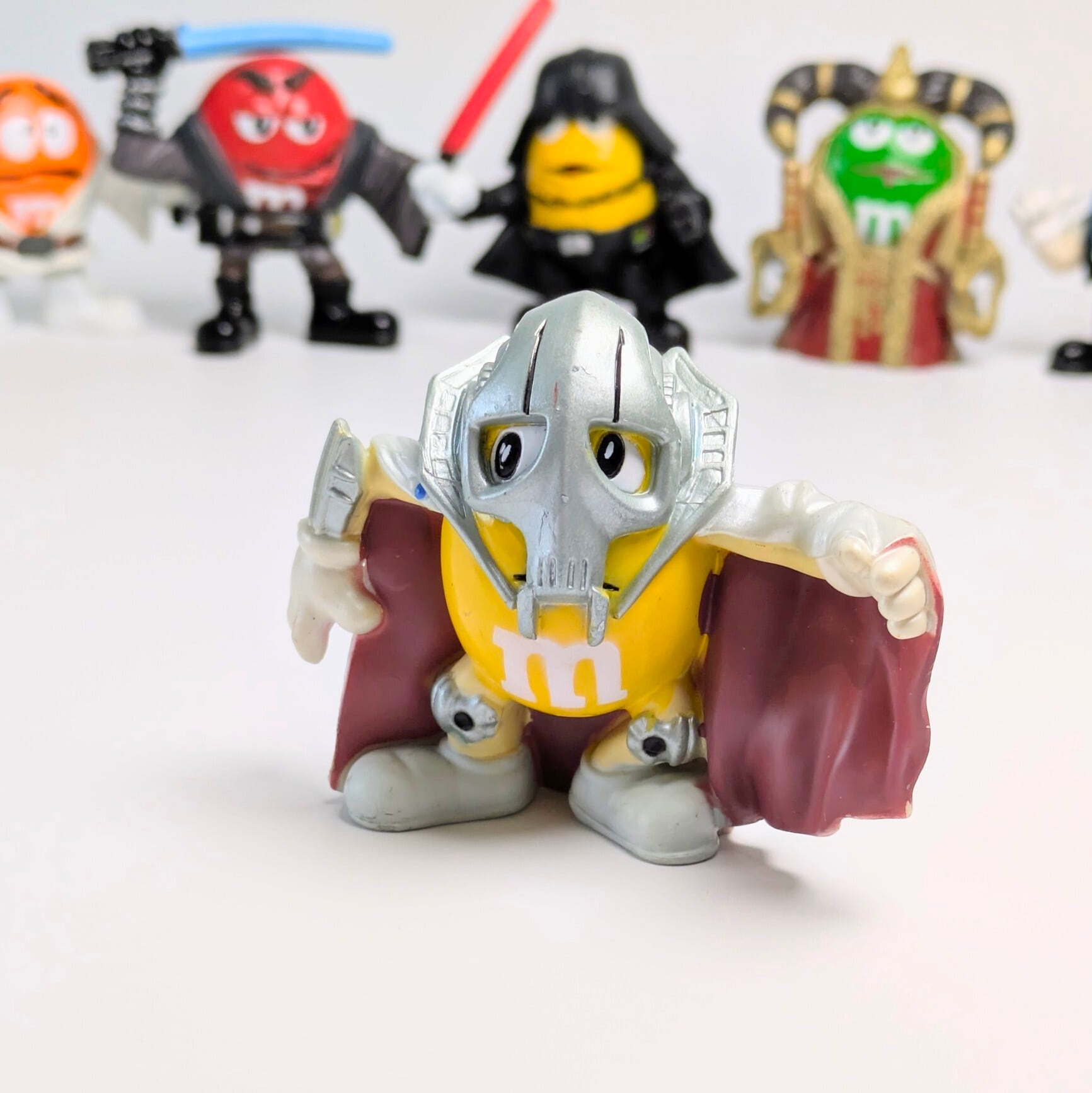 ☆ VINTAGE2005 ☆送料無料！【 STARWARS & m&m's】 PVCフィギュア 8P