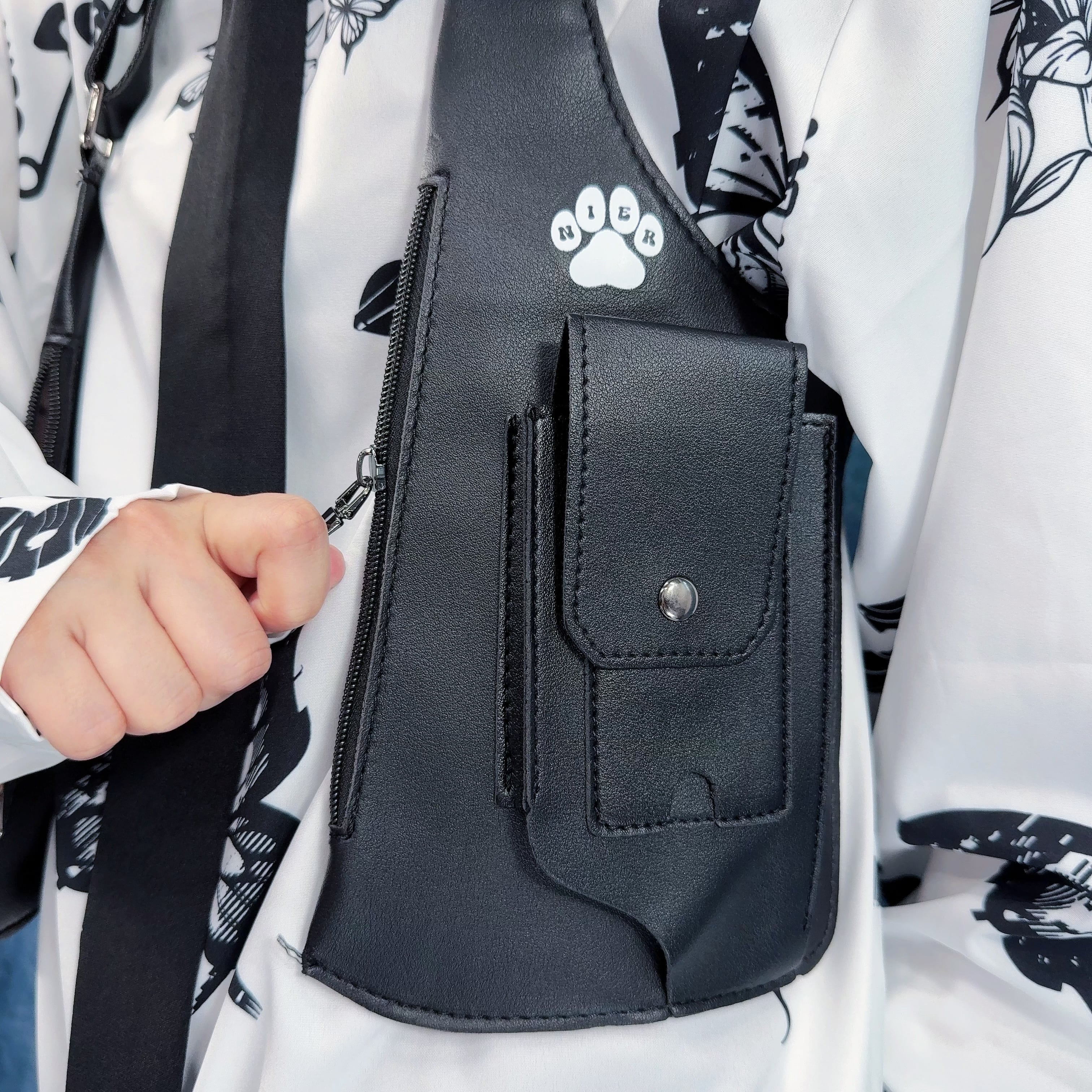 MULTI POCKET BLACK HARNESS | NIER CLOTHING