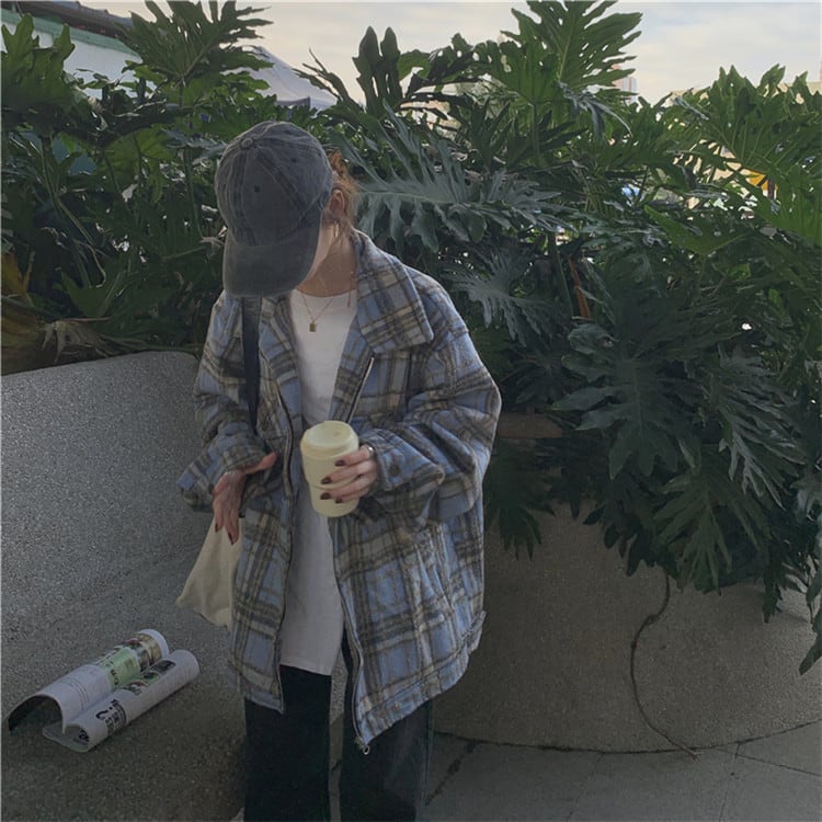 雑誌やSNSで話題 韓国ファッションレトロ チェック柄 ゆったりする チェスターコート短いスタイル