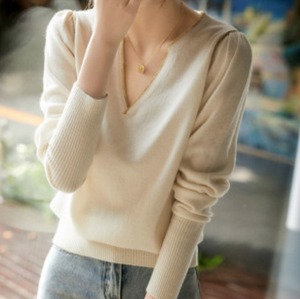 トップス デート カットソー ニットソー セーター 袖あり 長袖 Vネック かわいい 大人可愛い きれいめ シンプル カジュアル 大人 上品 おしゃれ お洒落 主役級 存在感 春 秋 冬 10代 20代 30代 レディース 女性用 OL 学生 デート お出かけ 公園デビュー 女子会 休日 イベント 旅行 着回し 普段使い ファッション コーデ 楽ちん モテ トレンド 流行 インスタ映え S M L XL ゆったり ゆる 白 ホワイト 黒 ブラック 赤 レッド