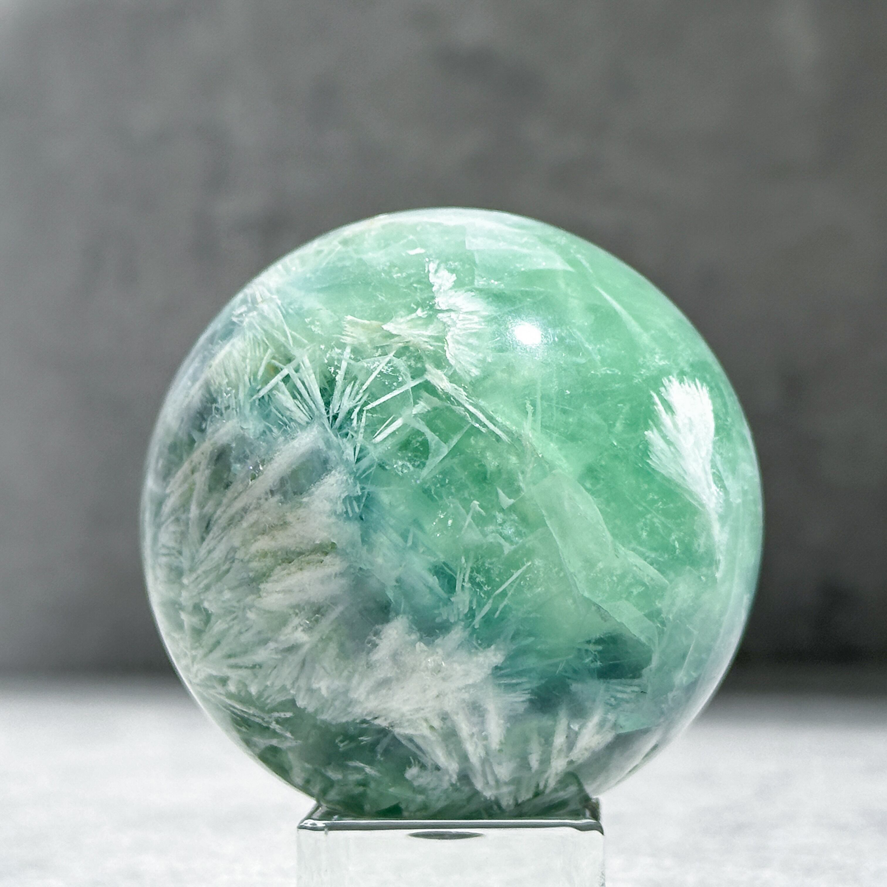 エンジェルフェザーフローライト スフィア31◇ Angel Feather Fluorite