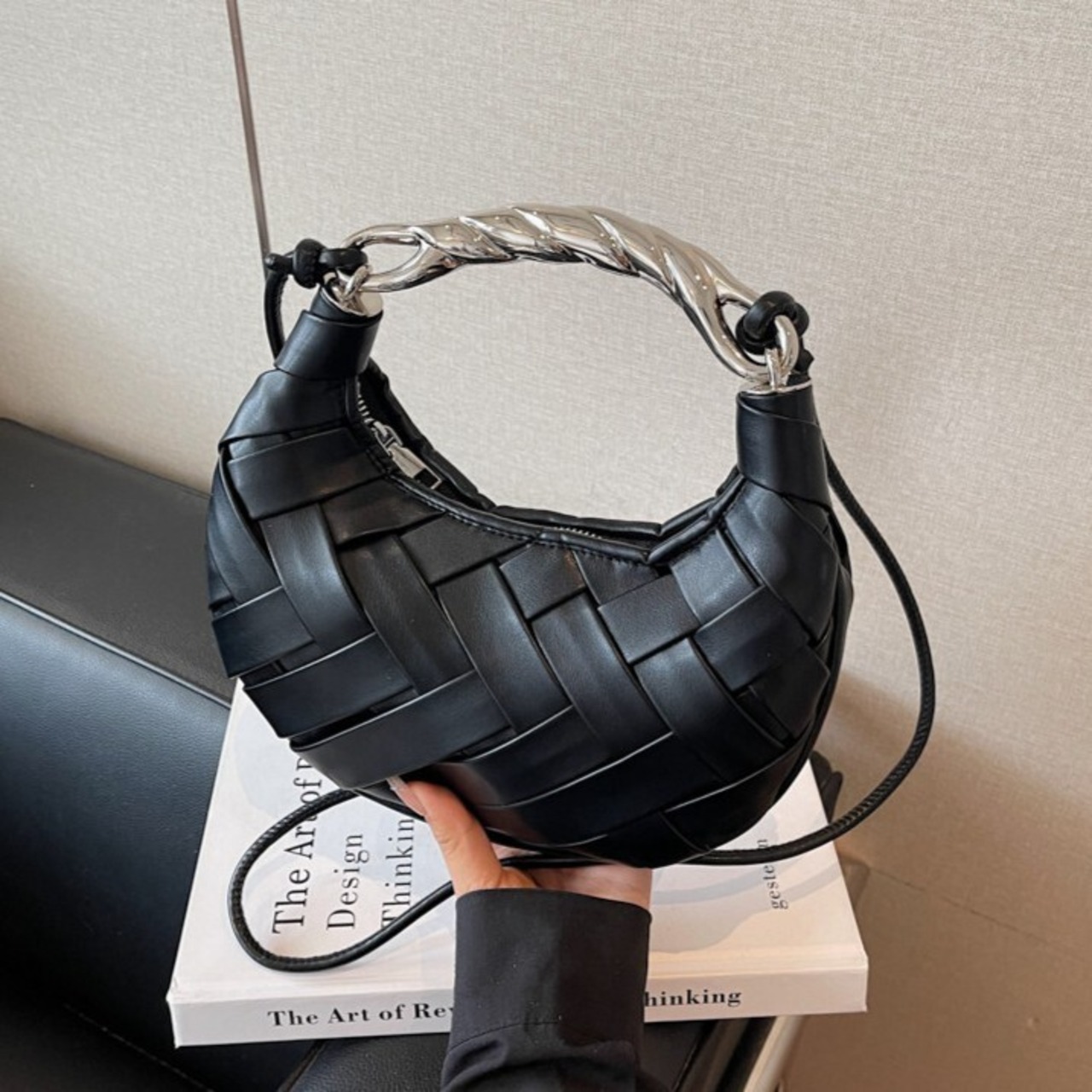 編み込み ハーフムーン ハンドバッグ  90003