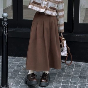 クラシカルフレアミモレスカート