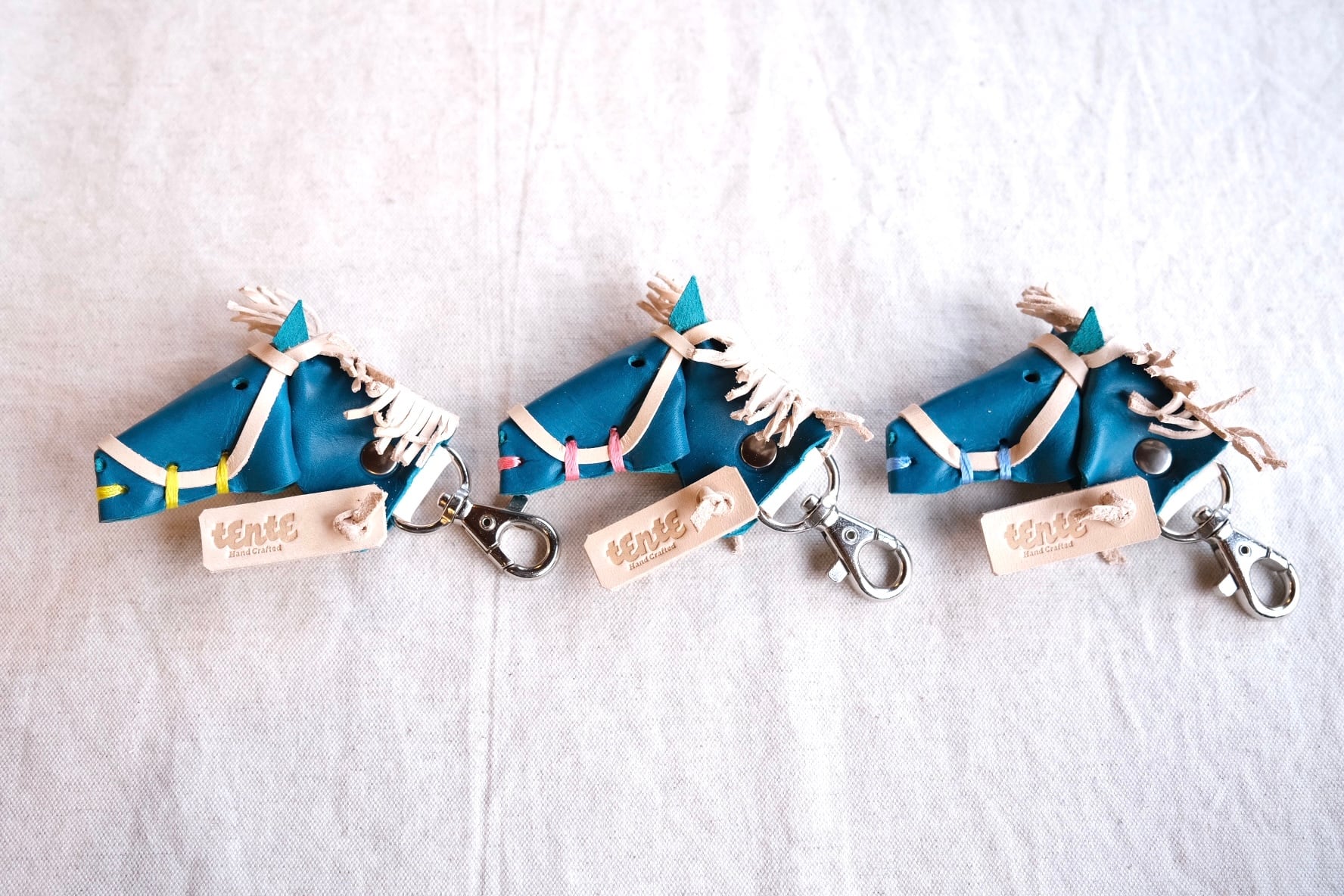 《即納》horse key holder 【cerulean blue】