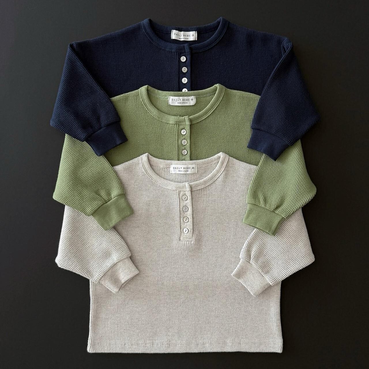 【2点送料無料】«予約»«ジュニアサイズあり»«daily bebe» ワッフルヘンリーネックトップス 3colors