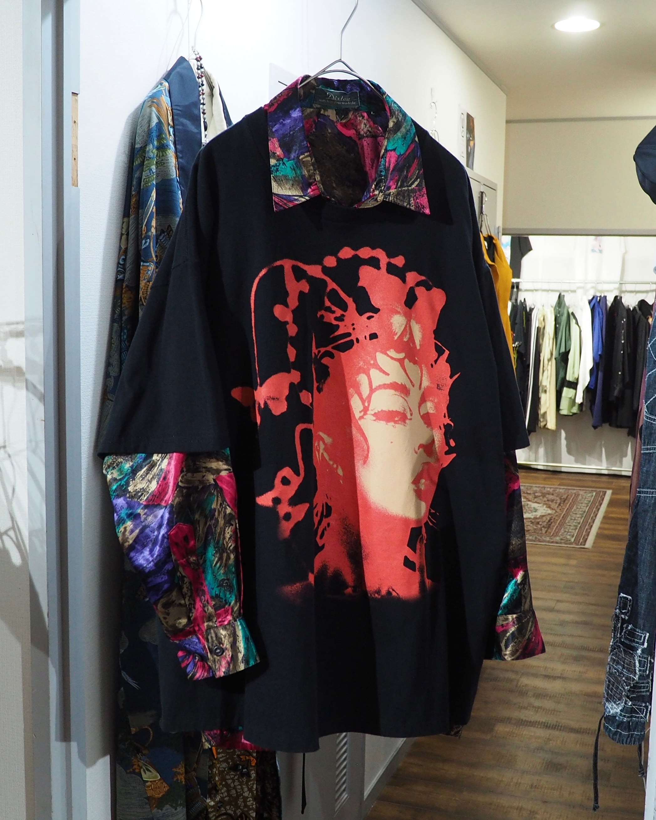 1980 - 90s Bewitching Multi Color painted vintage Drape loose Shirt
