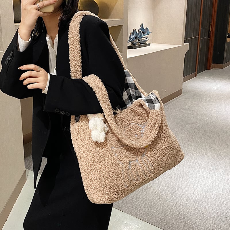 大容量バッグレディースバッグ2020新しい流行のファッション秋冬ラムファーバッグワイルドインシングルショルダーメッセンジャー Tiancai_Wing_Bag2163894137