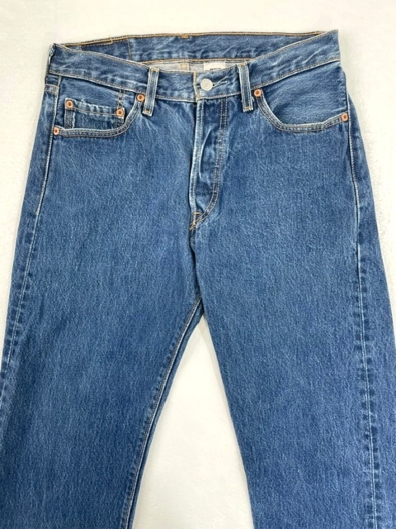 M-283  リーバイス 501レギュラー古着 2003年米国製刻印324   W77cm(ぐるり） 股下 68cm