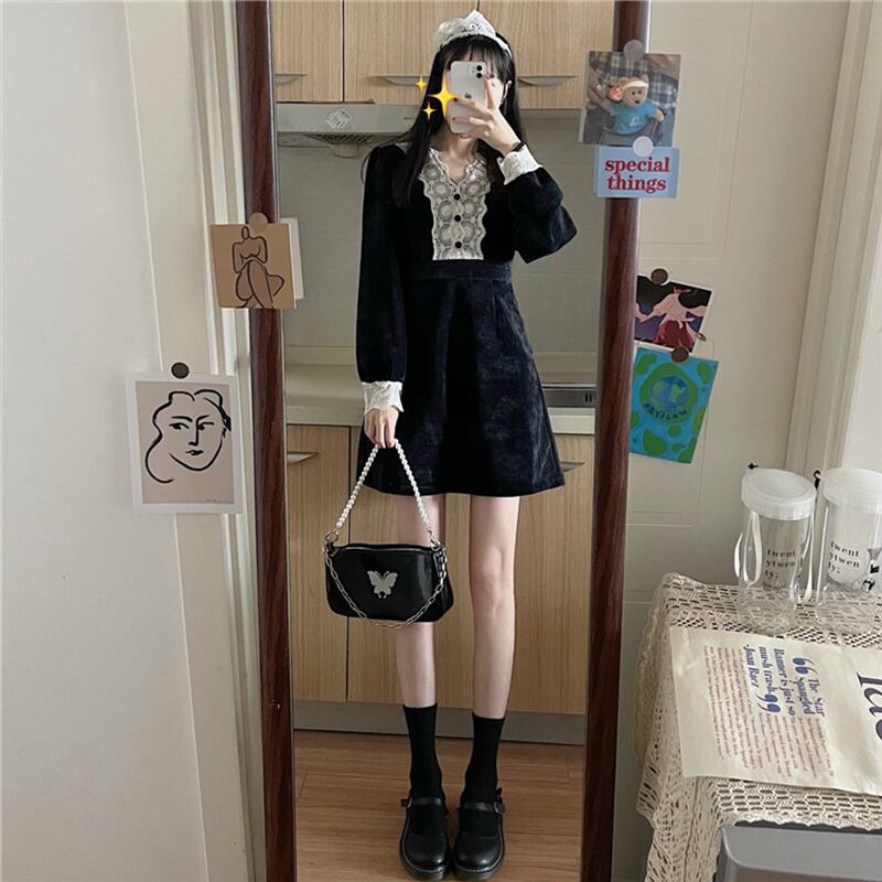 スタンダードスタイルレースVネックブラックドレス オータムウィンターウェスト薄手スカート ロング レトロ 秋物 冬物 萌量不足36958378150