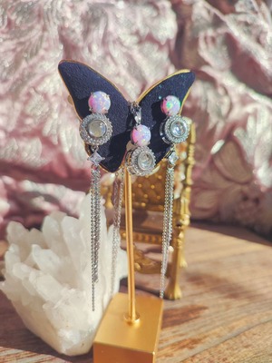 セット【MELLOW VIOLET MINIMUM SUN LIT OPAL EARRING & NECKLACE／誕生石シリーズ10月（XX406） 】