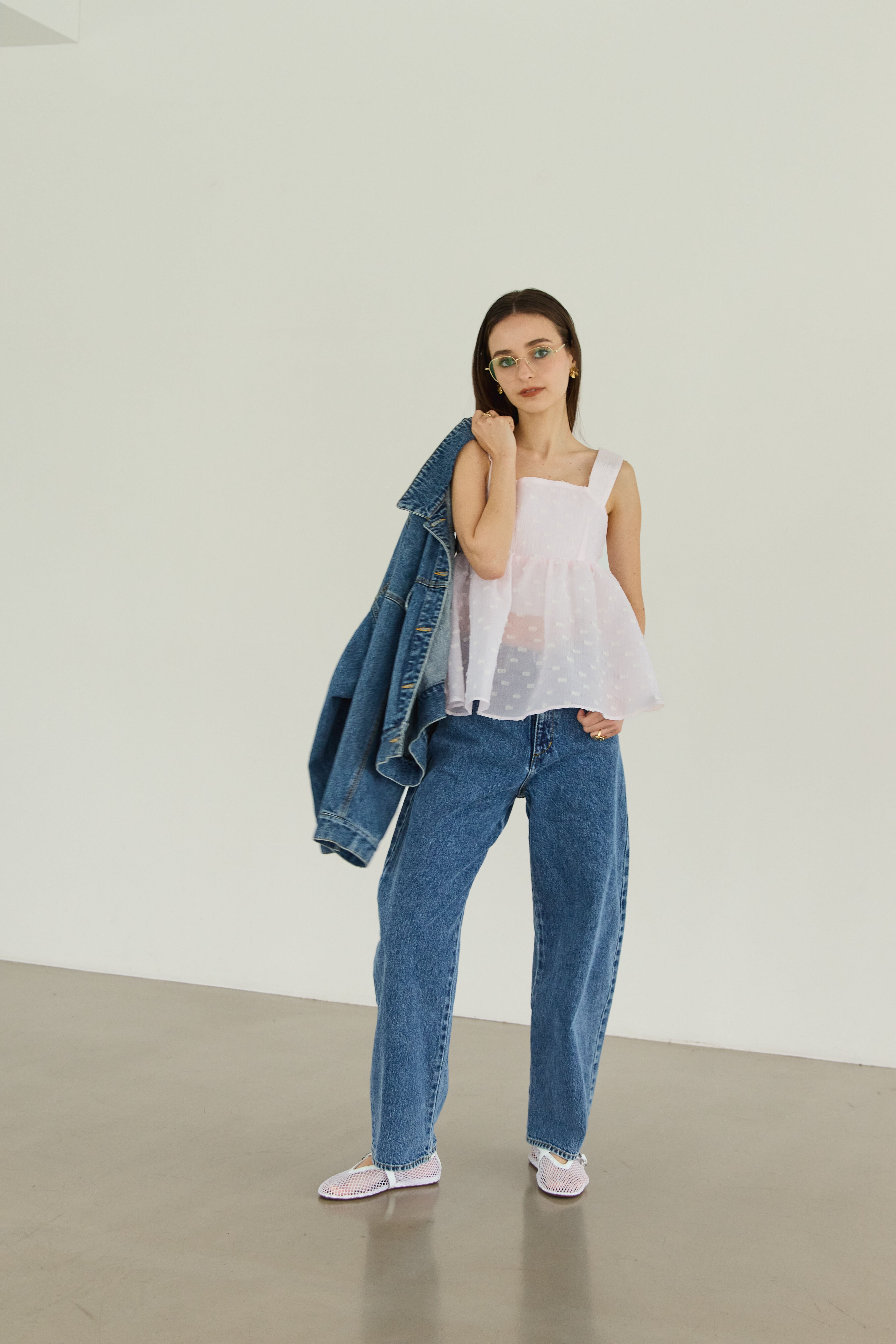 Back ribbon dot jacquard top | Bluelea