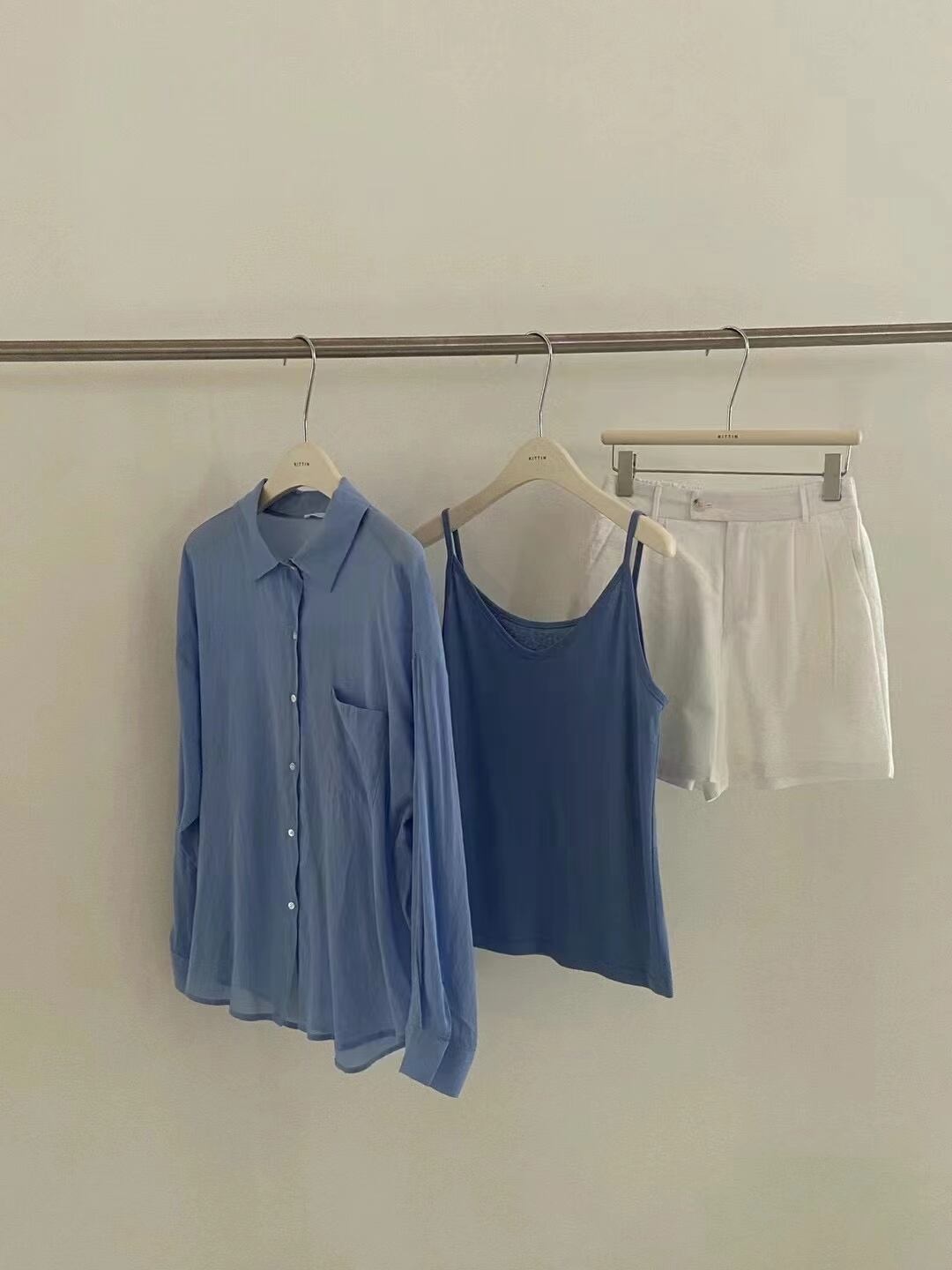 シンプルビッグシャツ　AJ22085-718