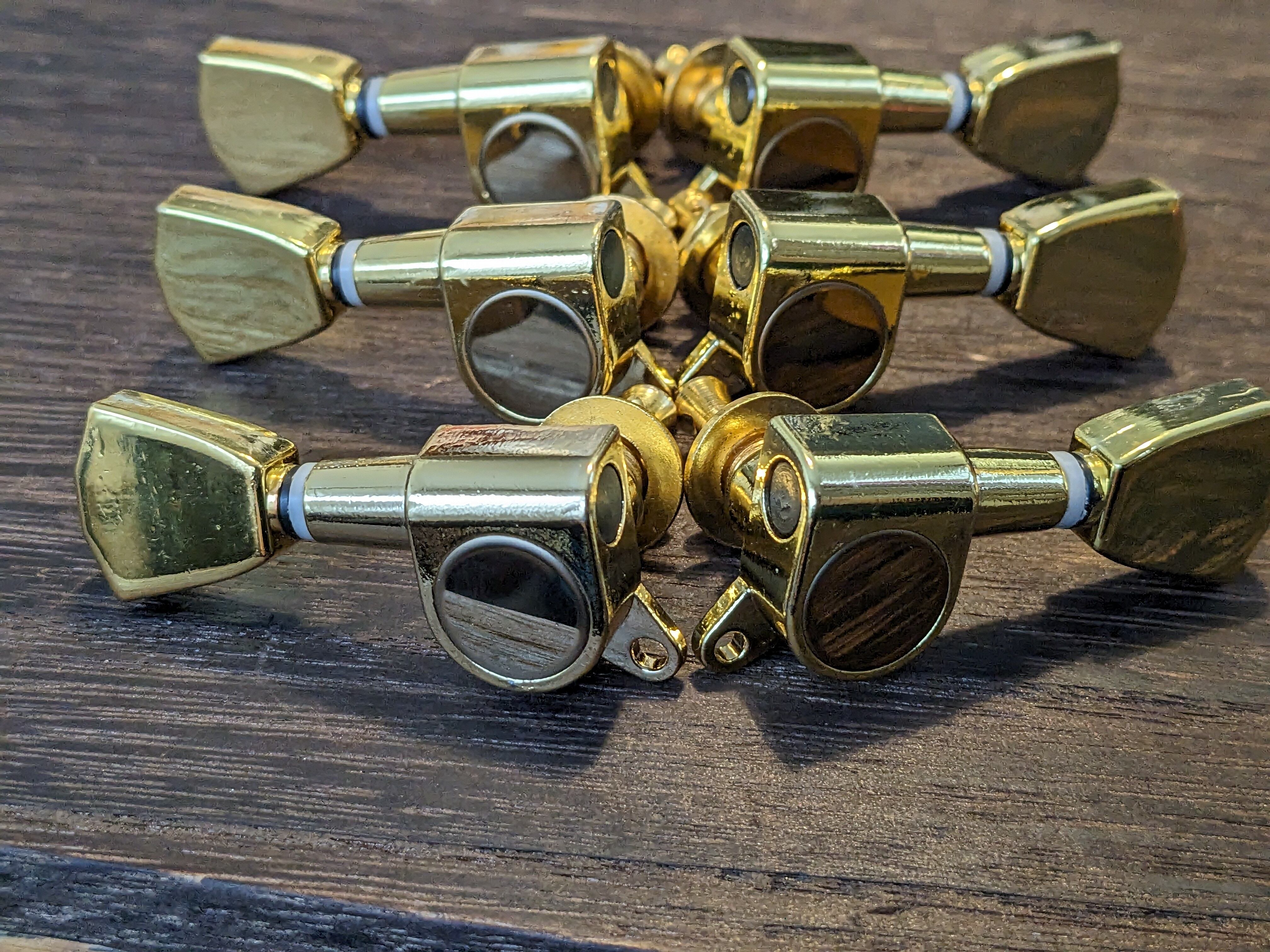ギター エレキギター用ペグ(3:3)(GOLD)