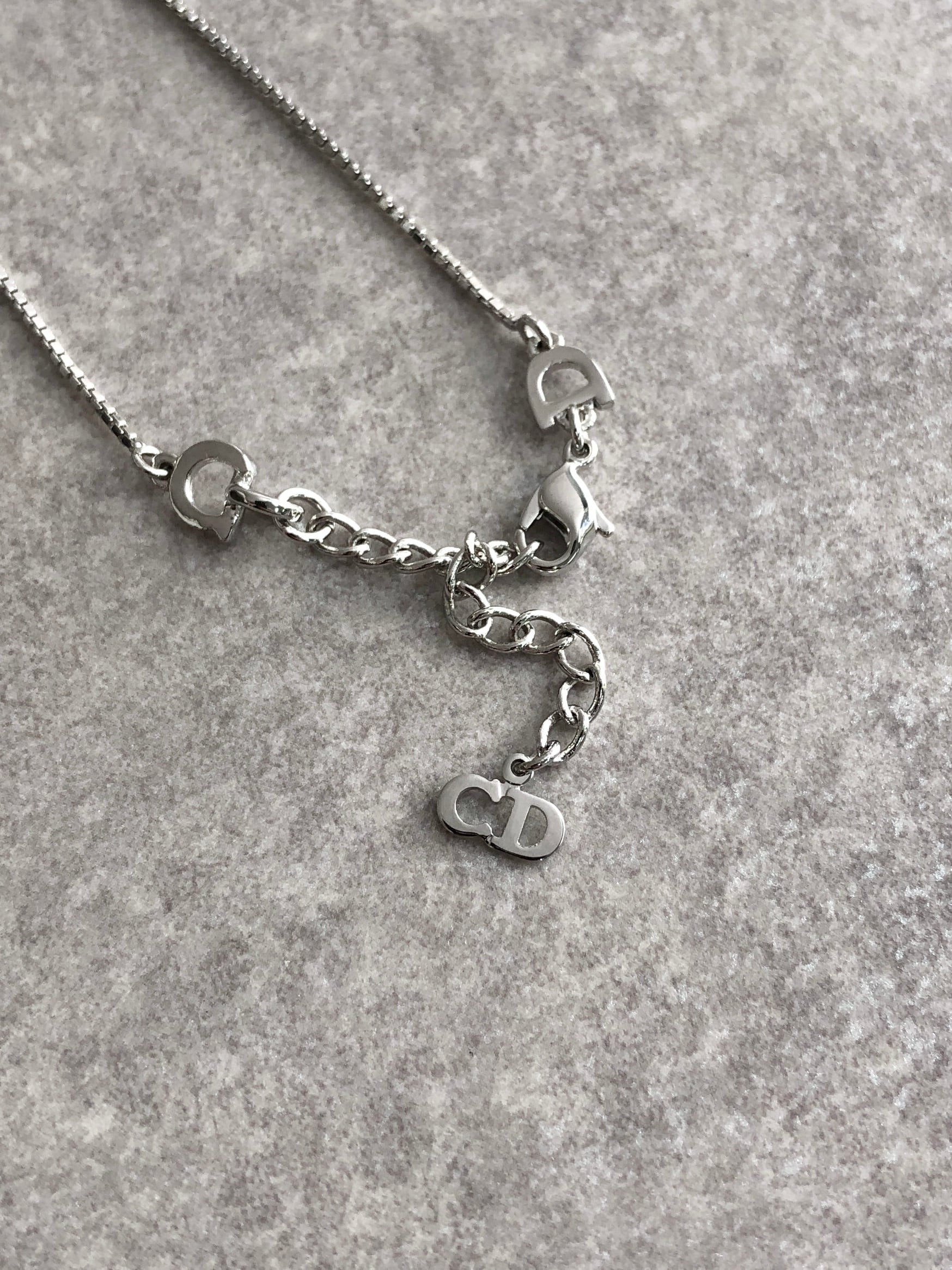 Dior ネックレス シルバー 中古・古着通販】Christian Dior (クリスチャン ディオール