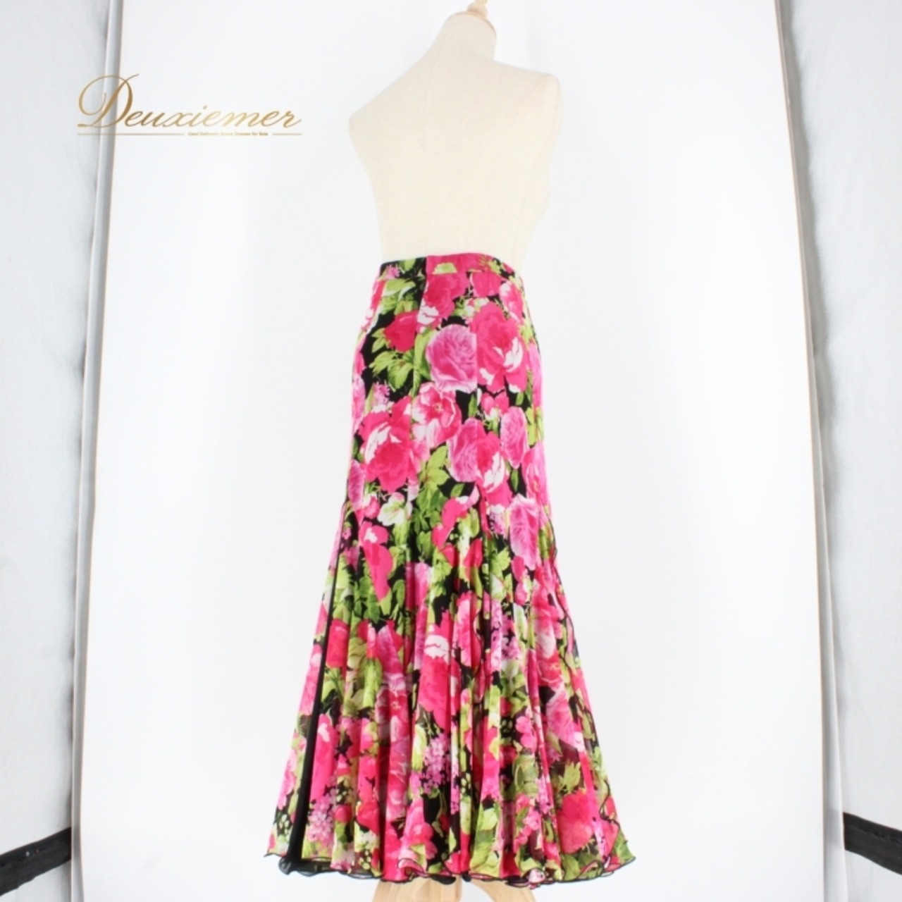 社交ダンス 衣装 スタンダード スカート レッスンウェア SEKINE セキネ 花柄 ブラック系 ピンク系 ホワイト系 グリーン系 花柄 黒 白 緑 上品 花柄スカート ダンスウェア フレア スカート 踊りやすい レディース 通勤 カジュアル 可愛い 高品質 日本製 伸縮性 ブラックピンク 花模様 シンプル おしゃれ 多色展開 体型カバー 練習着