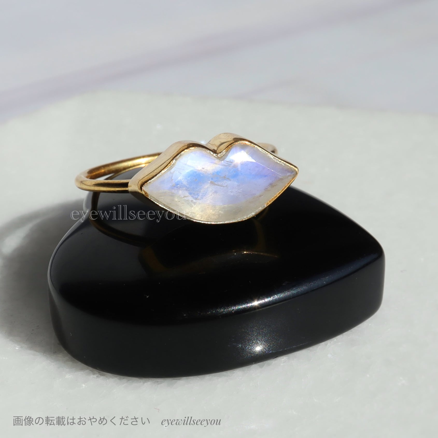 Rainbow moonstone lip ring レインボームーンストーン　リップリング