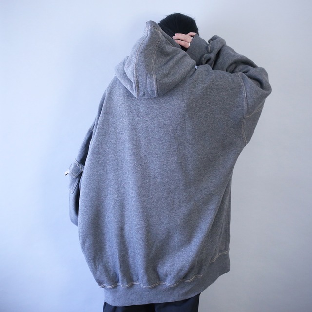 XXXXL super over silhouette stitch work gimmick design sweat parka