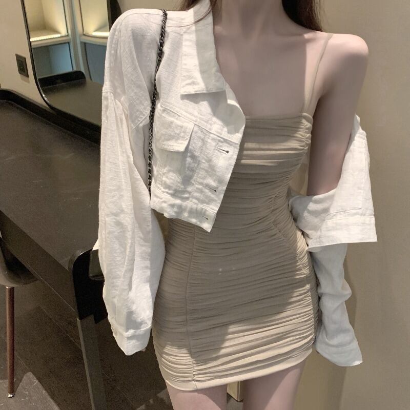 レトロな香港フレーバーオールマッチショートコートレディース2020年秋新バージョンルーズ長袖ホワイトトップ ブラックストロベリース59057772573