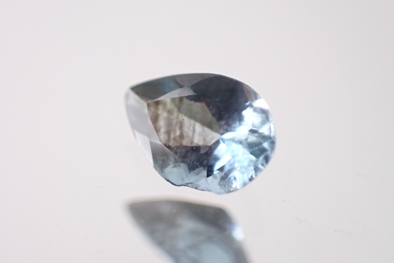 サンタマリアアクアマリン　0.28ct　[E10-58]