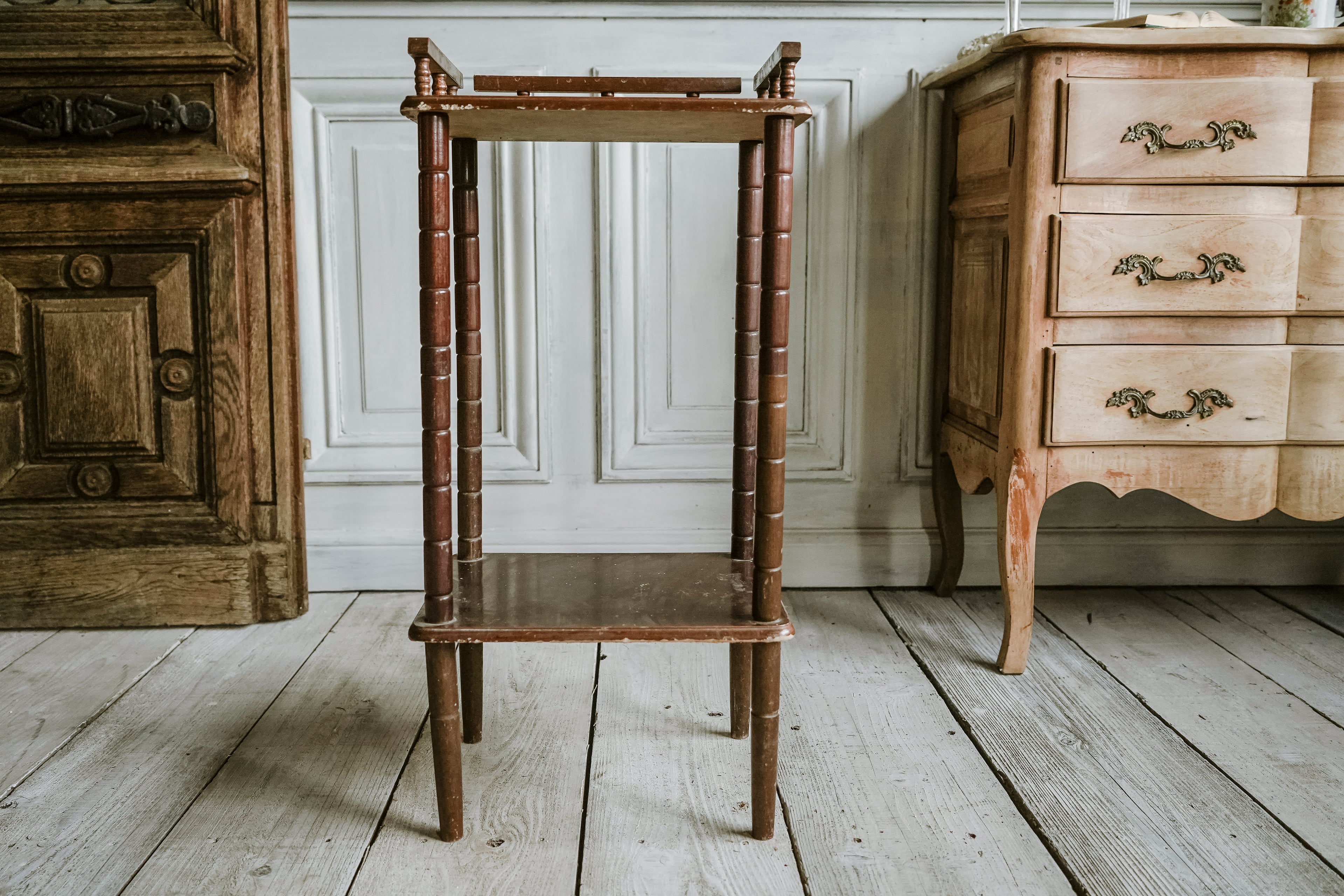 英国アンティーク木製ディスプレイキャビネット/食器棚/飾り棚/本棚(89-201 英国アンティーク英字入りディスプレイキャビネット/木製食器棚/本棚