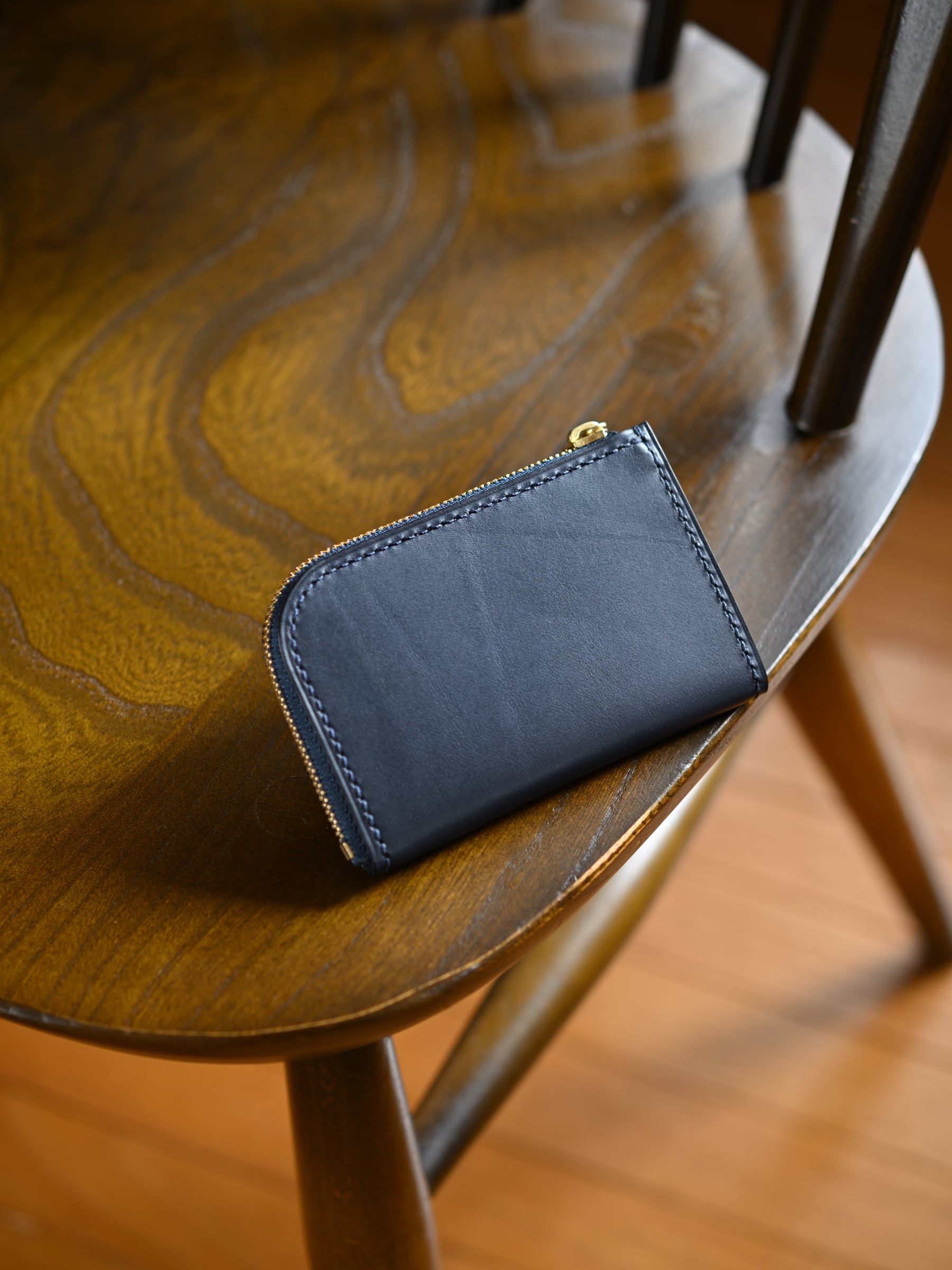 L fastener mini Wallet Single leather / Navy