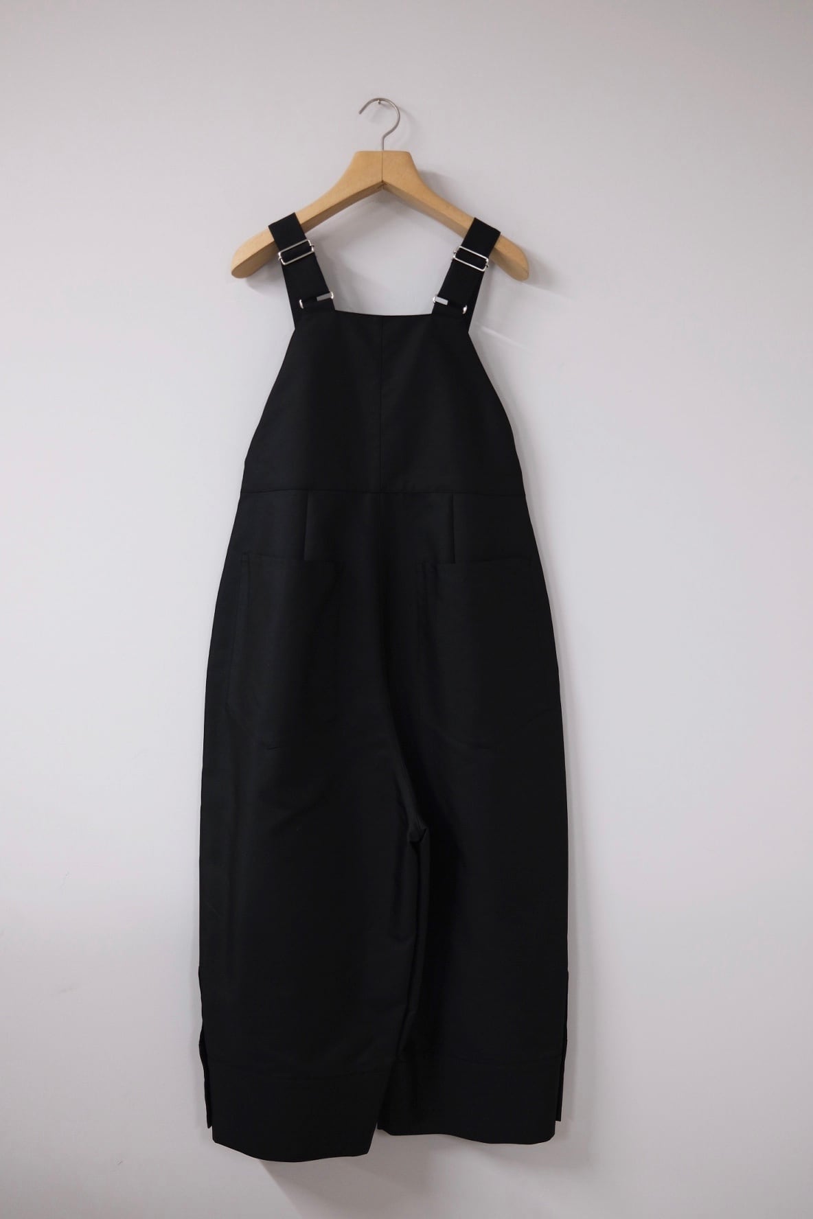 TENNE HANDCRAFTED MODERN “ EGG OVERALLS “ BLACK | Lapel online store